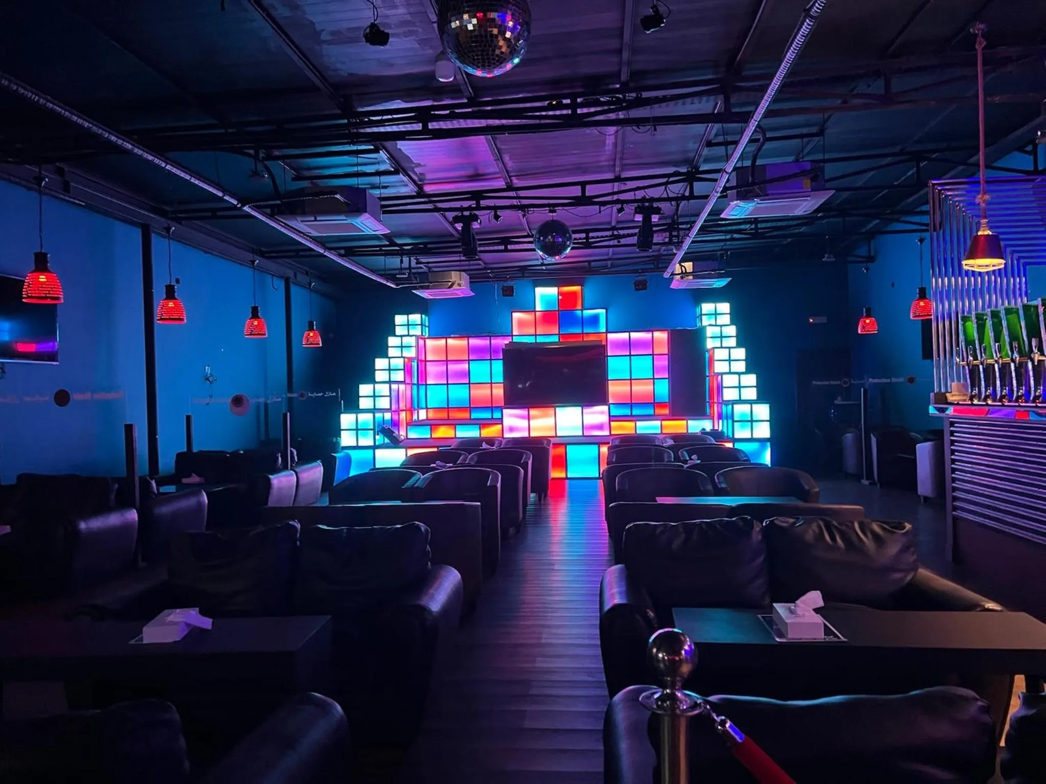 Lounge or bar in Mutrah Hotel