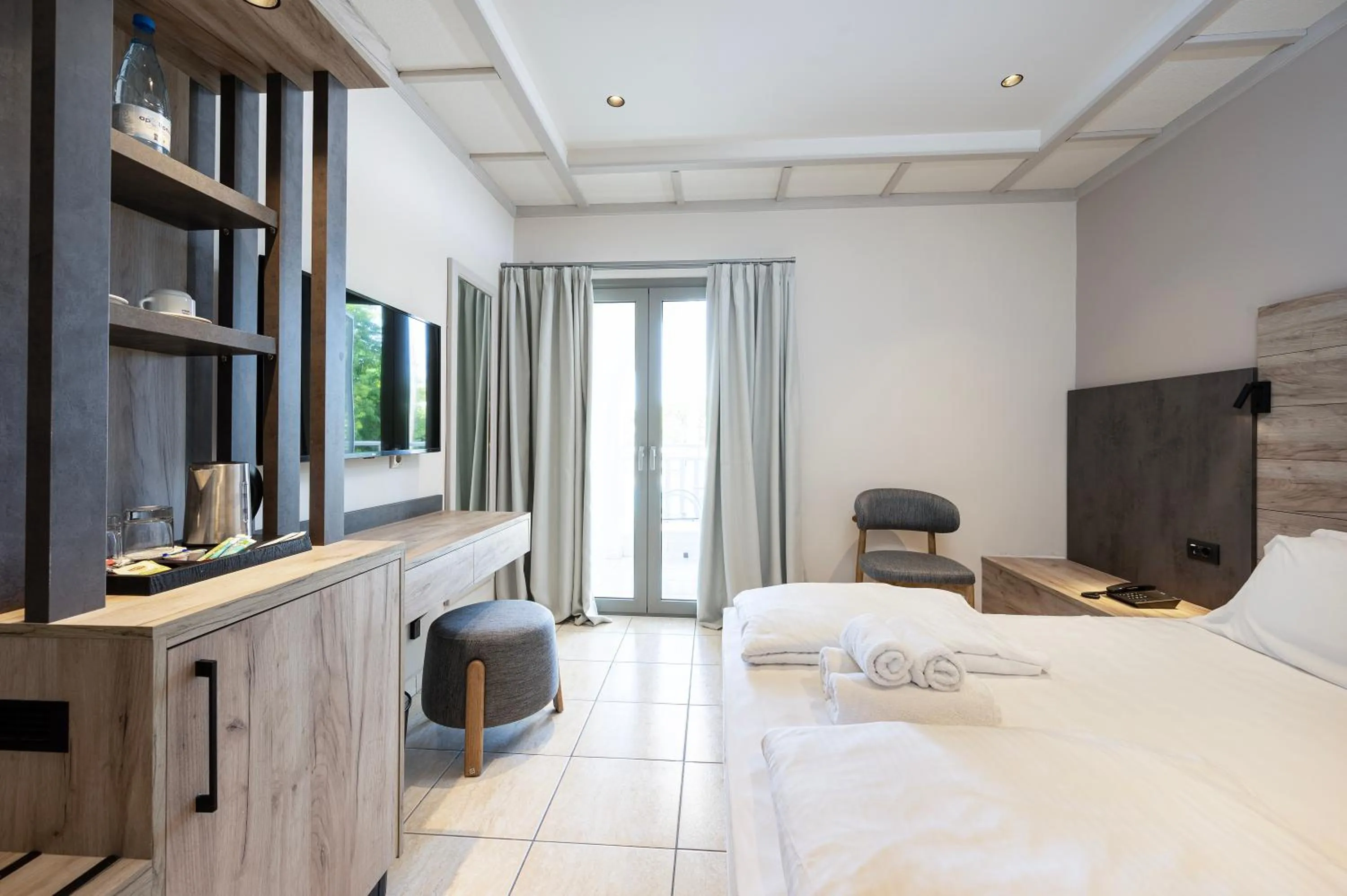 Photo of the whole room, Bed in Palladium hotel