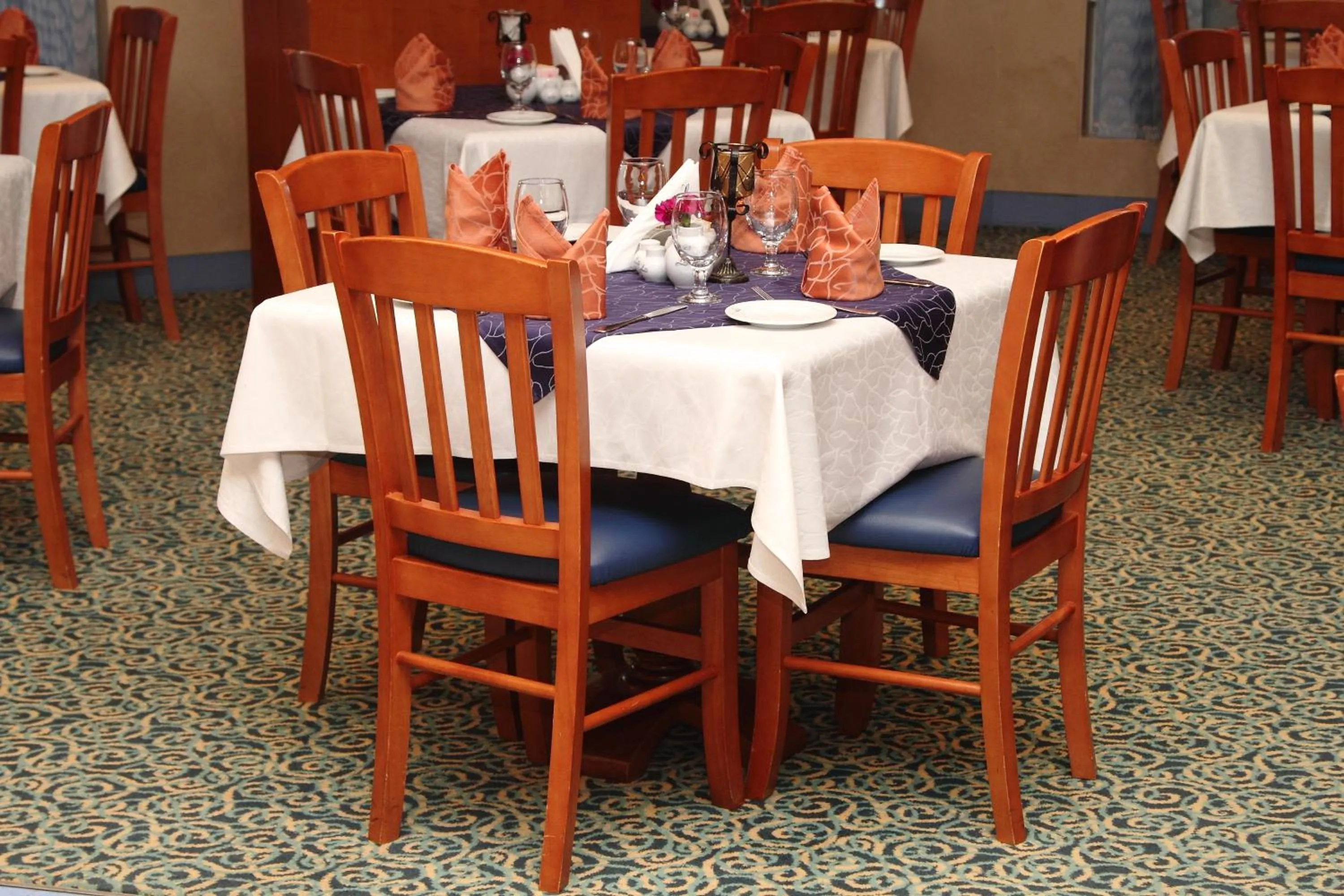 Restaurant/places to eat in Lavender Hotel Sharjah