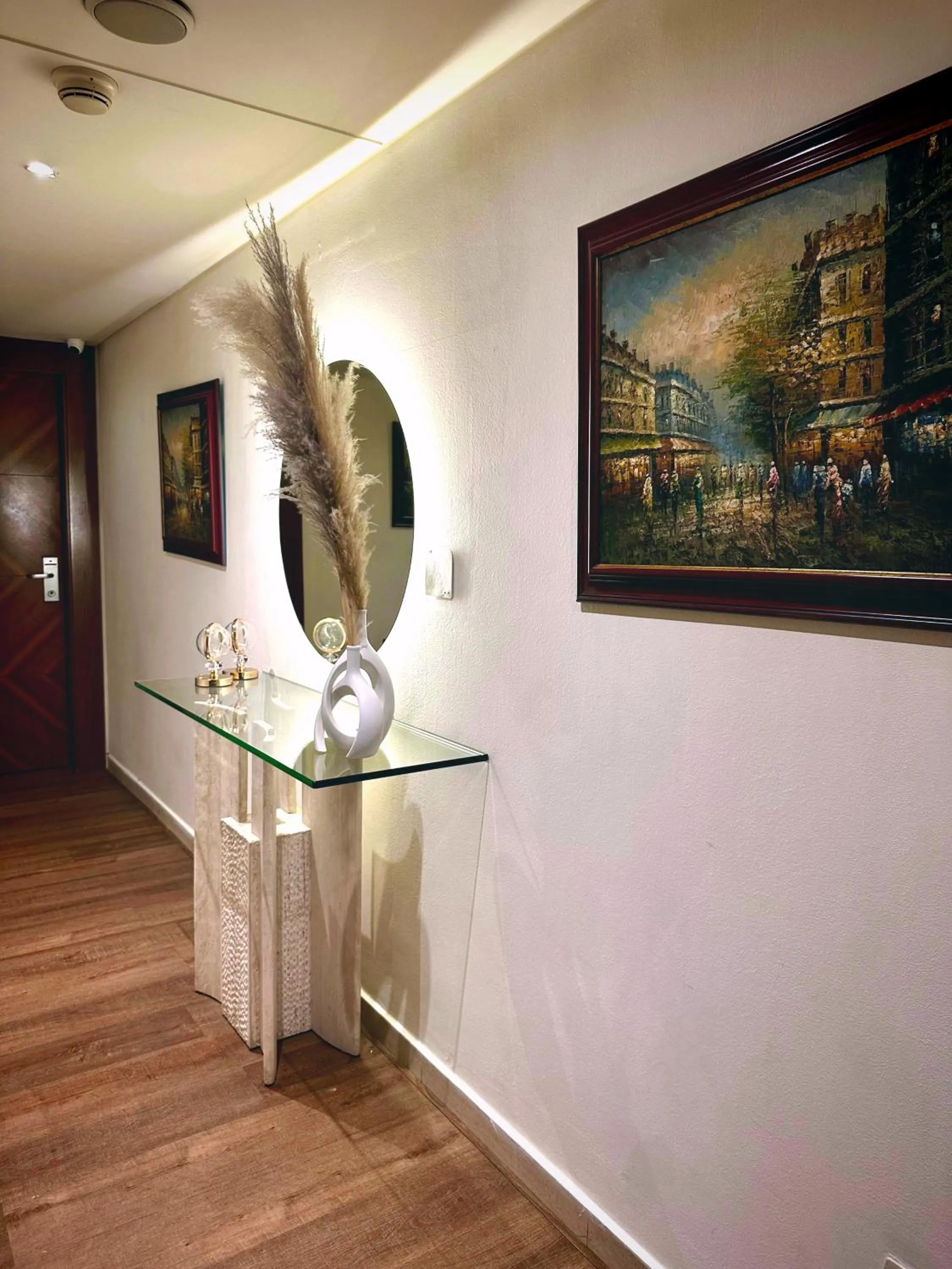 furniture in King Suites Hotel