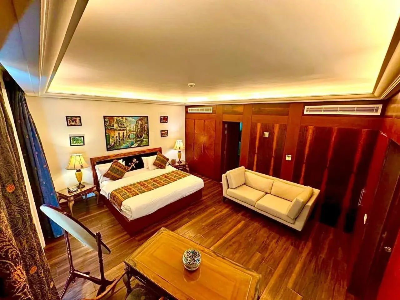 Royal Suite with Terrace in King Suites Hotel Royal Suite with Terrace in King Suites Hotel