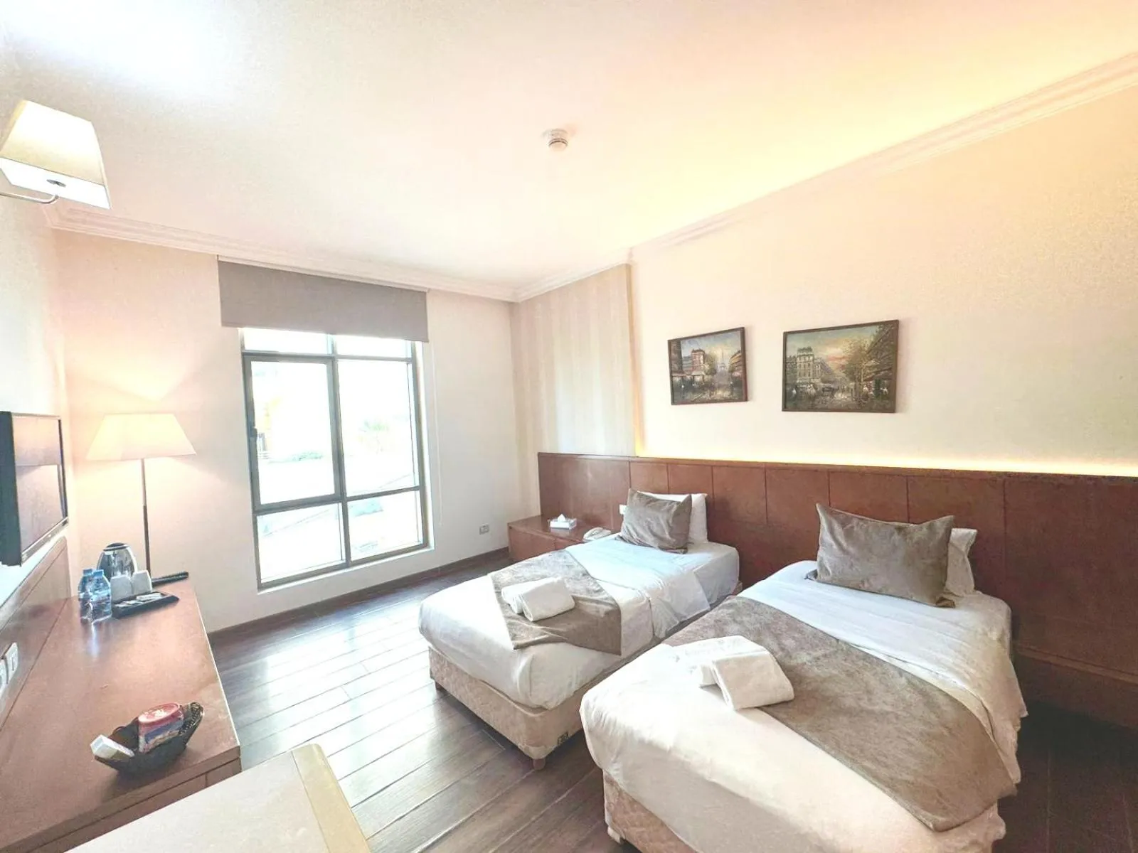 Bed in King Suites Hotel