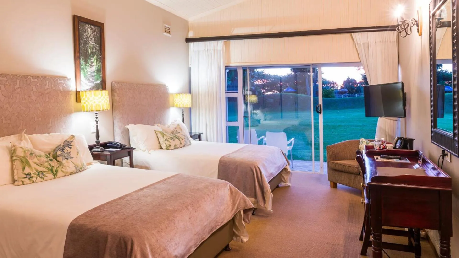 Bed in ANEW Resort Ingeli Forest Kokstad