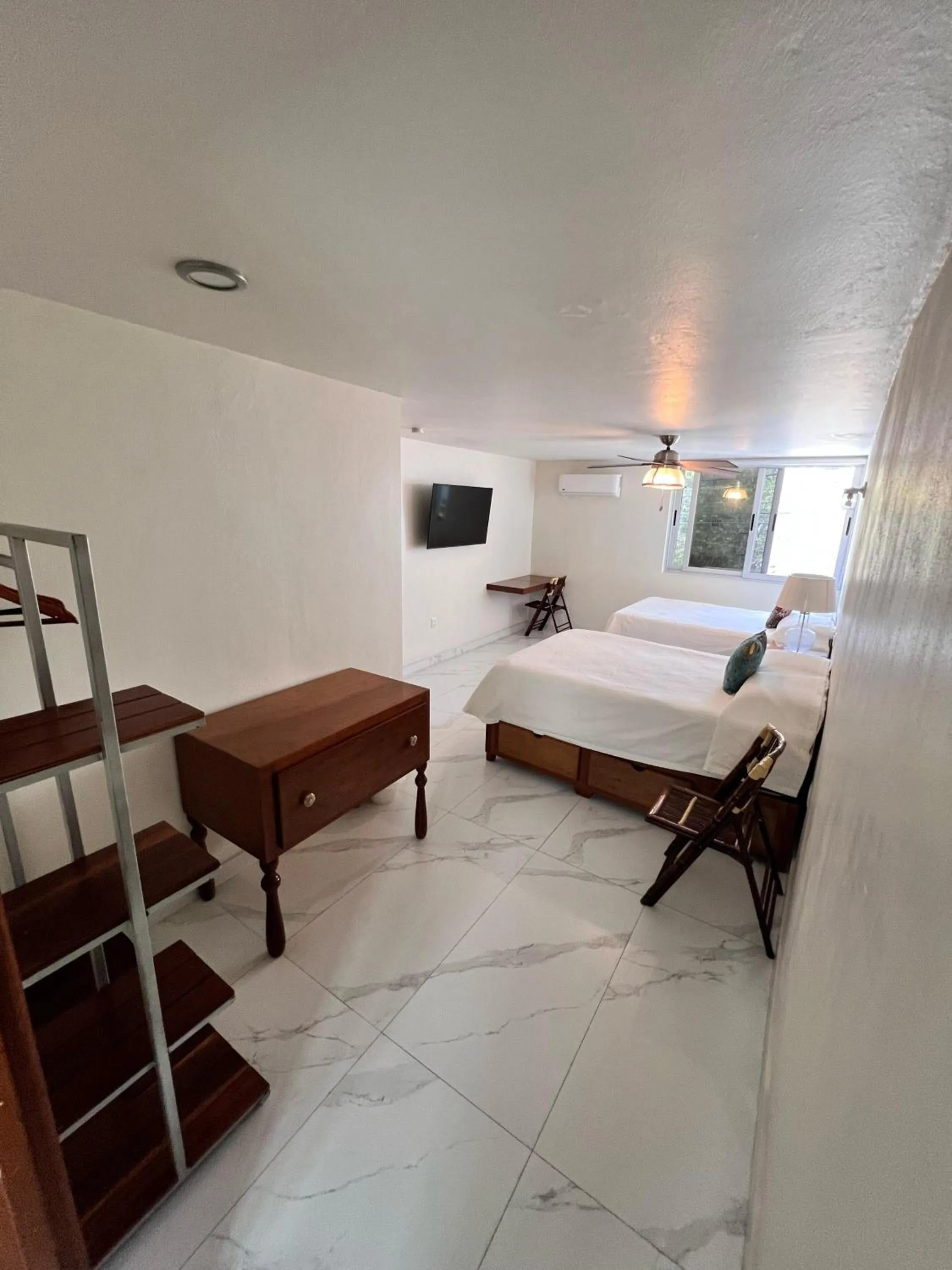 Photo of the whole room, Bed in Hosteleria Casa Margarita