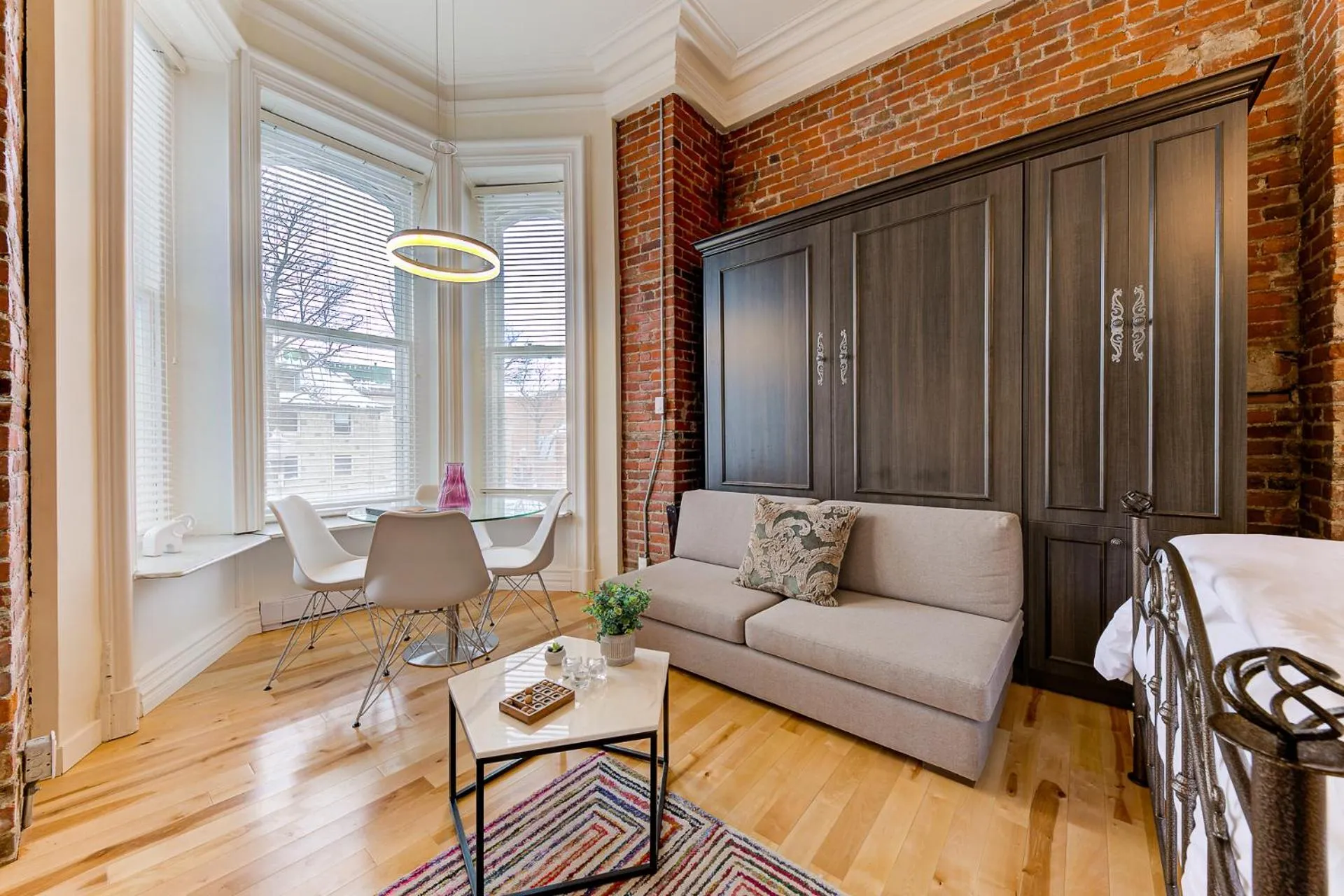 Seating area in Le 555 Grande allée