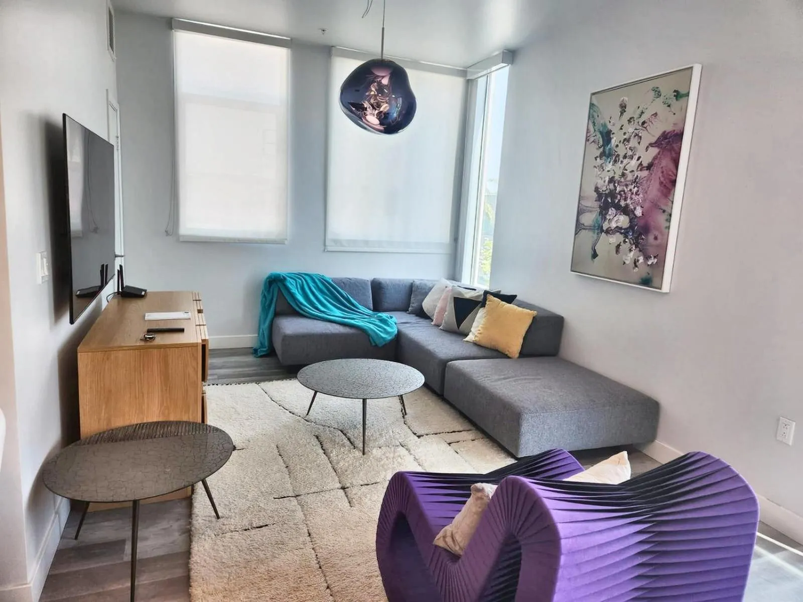 Living room in Hollywood Homes minutes to everything SPACIOUS AND FREE PARKING