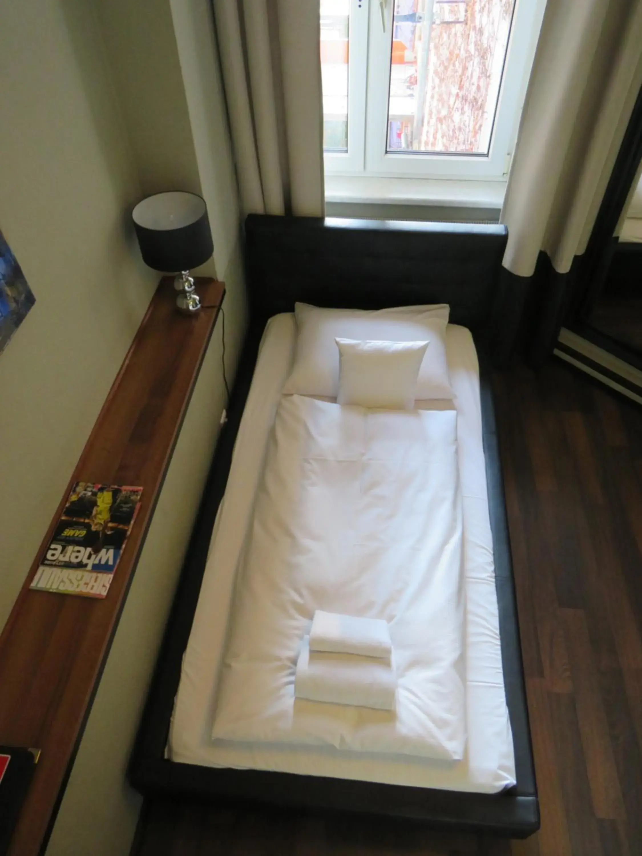 Bed in ArtHotel Connection Bed in ArtHotel Connection