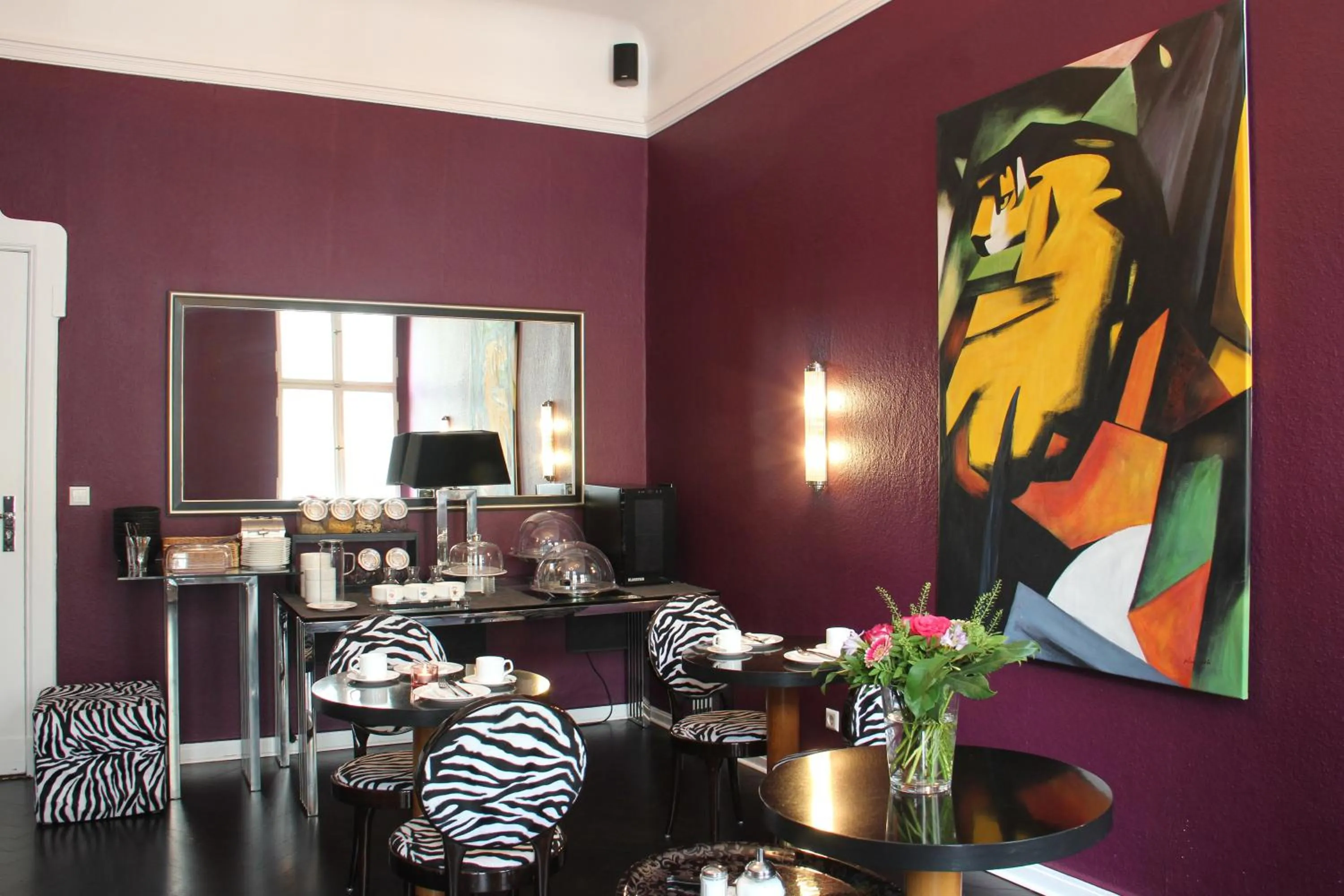 Breakfast in ArtHotel Connection