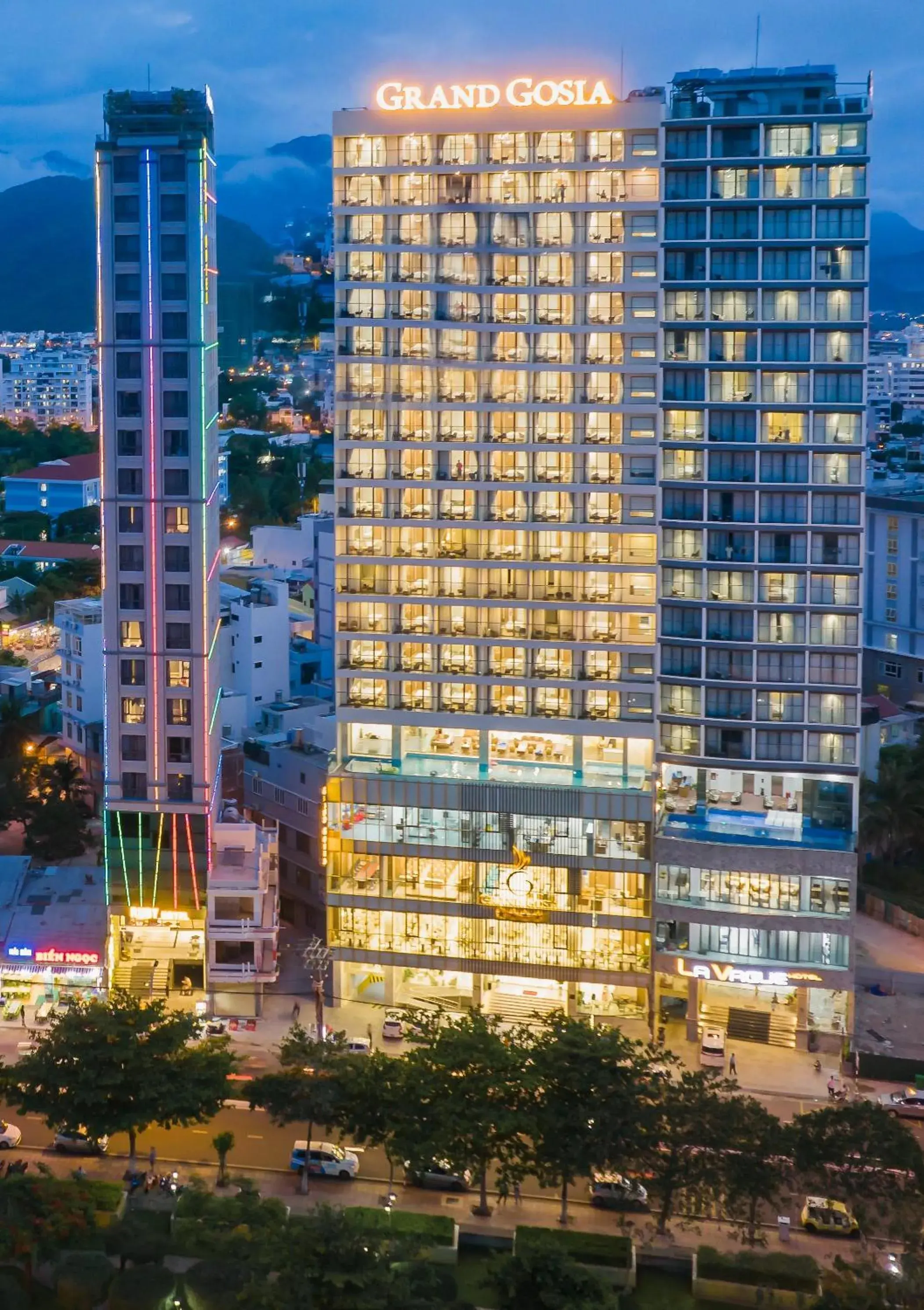 Property building in Grand Gosia Hotel Property building in Grand Gosia Hotel