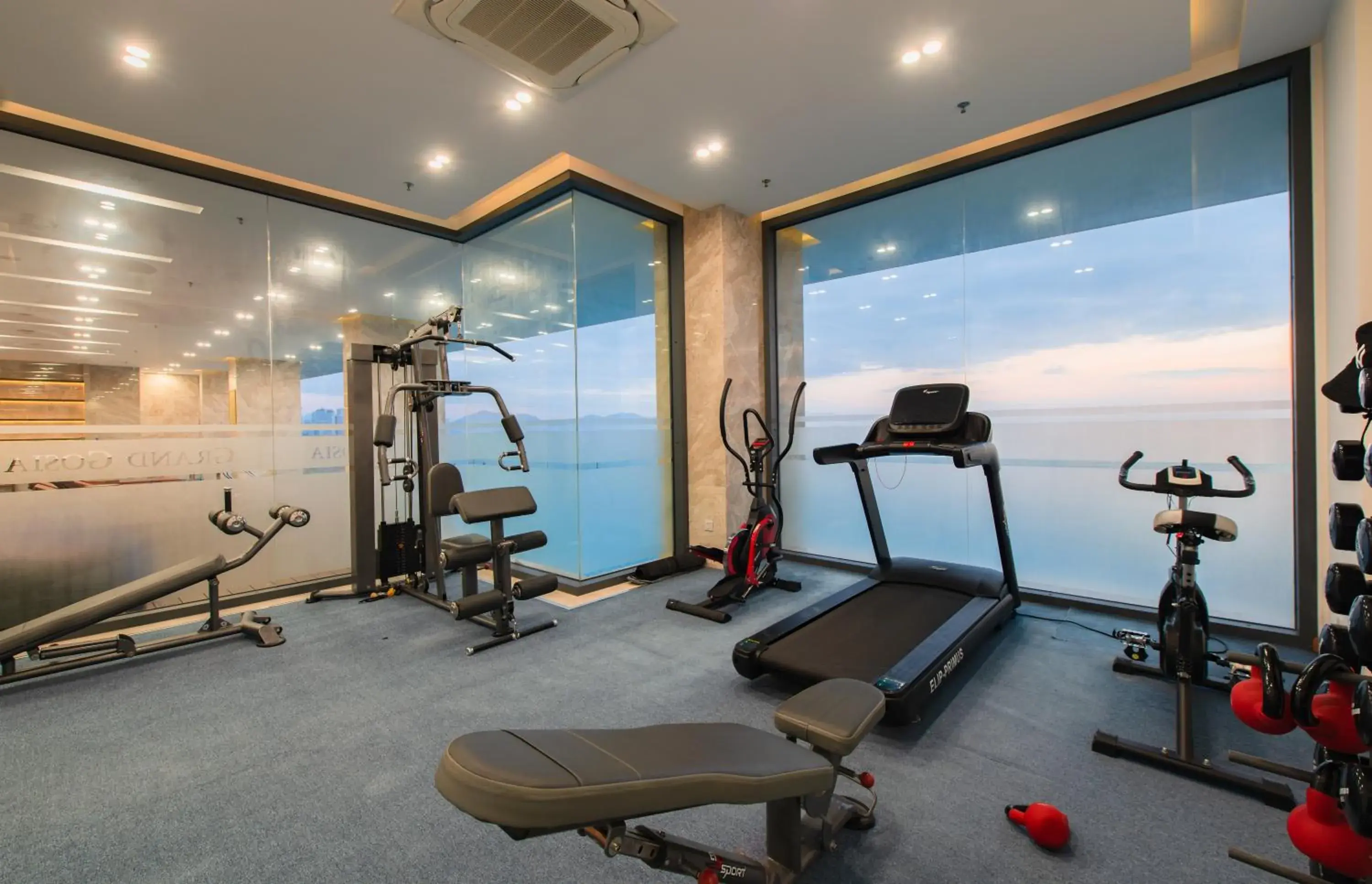 Fitness centre/facilities in Grand Gosia Hotel Fitness centre/facilities in Grand Gosia Hotel