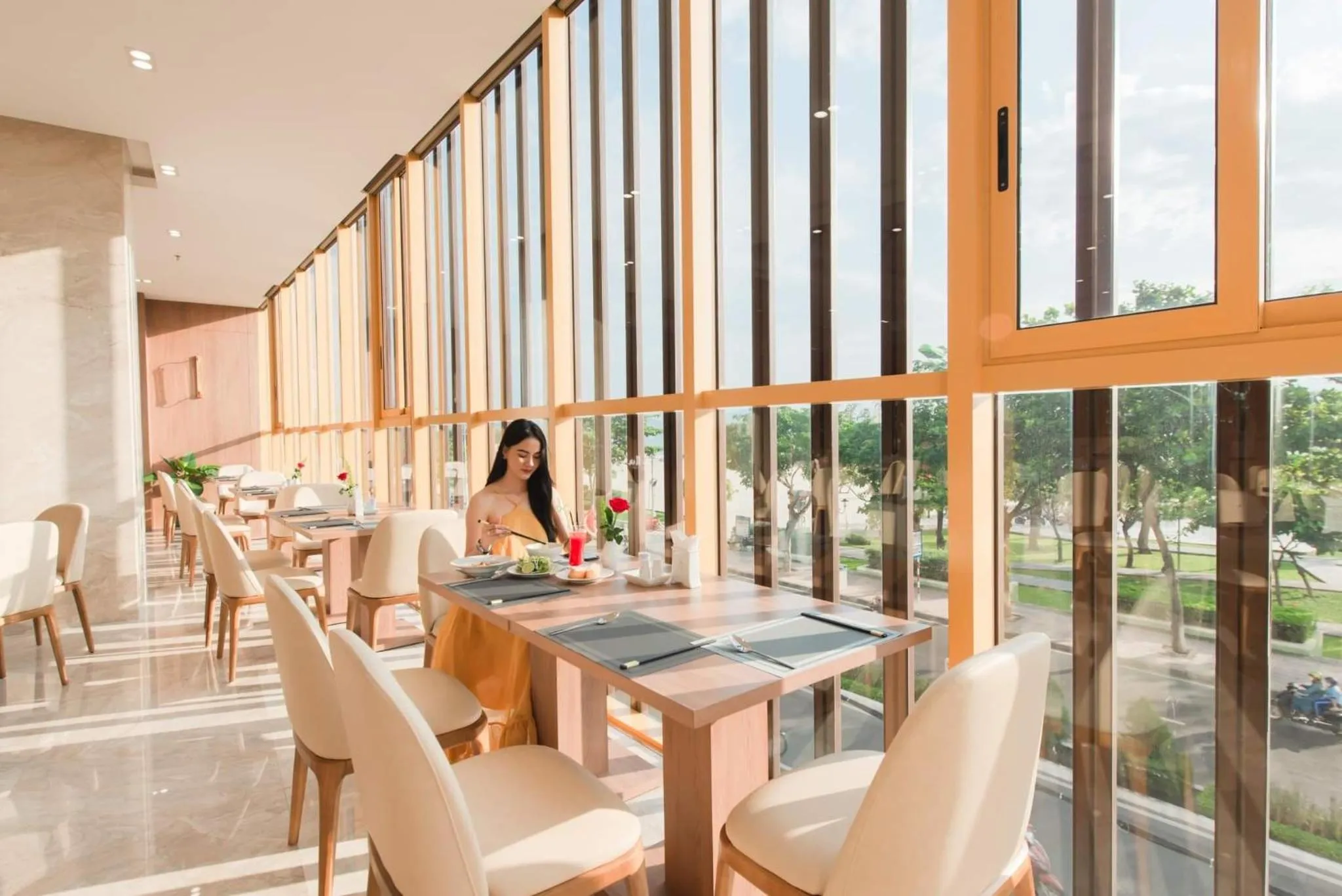 Restaurant/places to eat in Grand Gosia Hotel