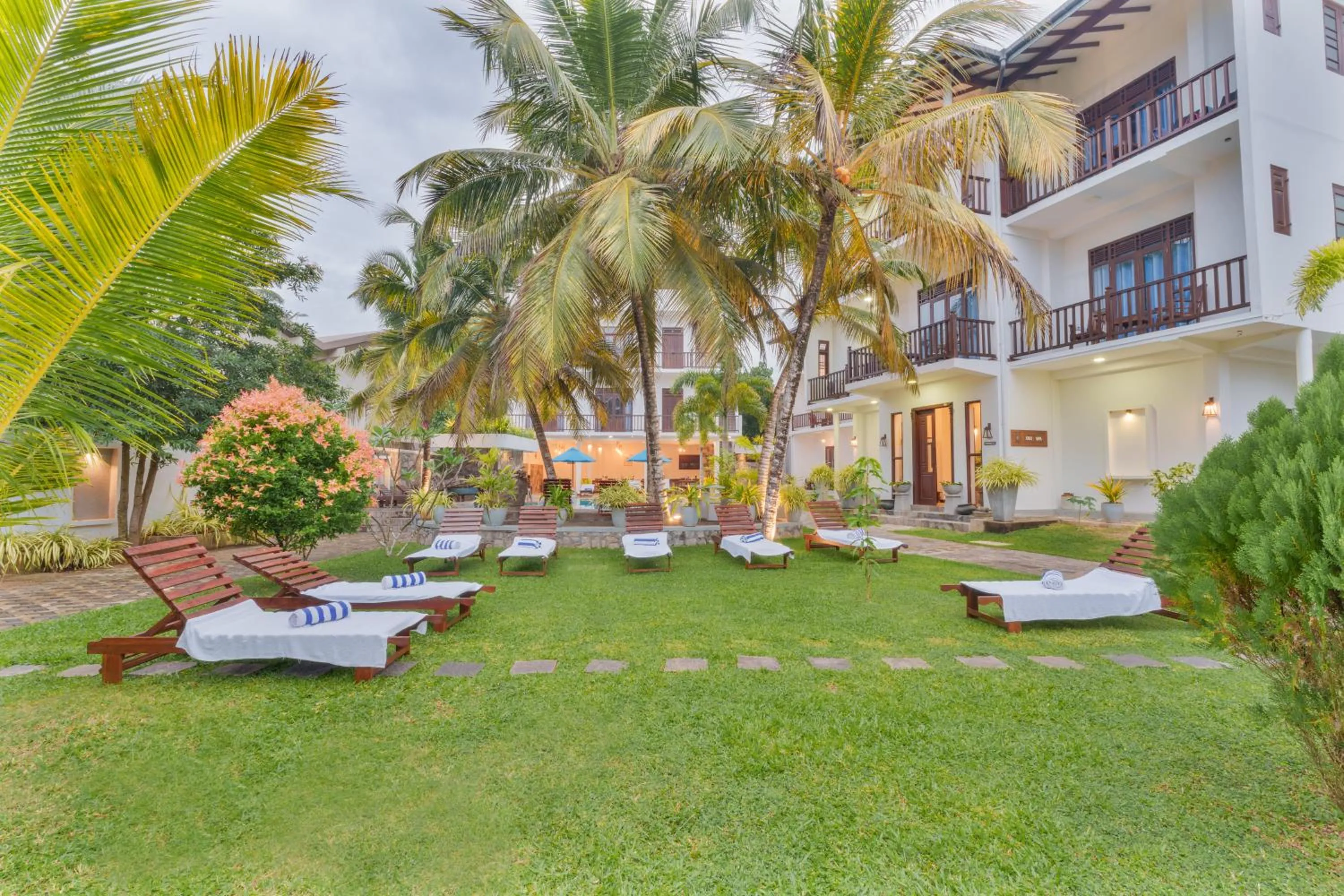 Property building in Olu Ayurveda Beach Resort