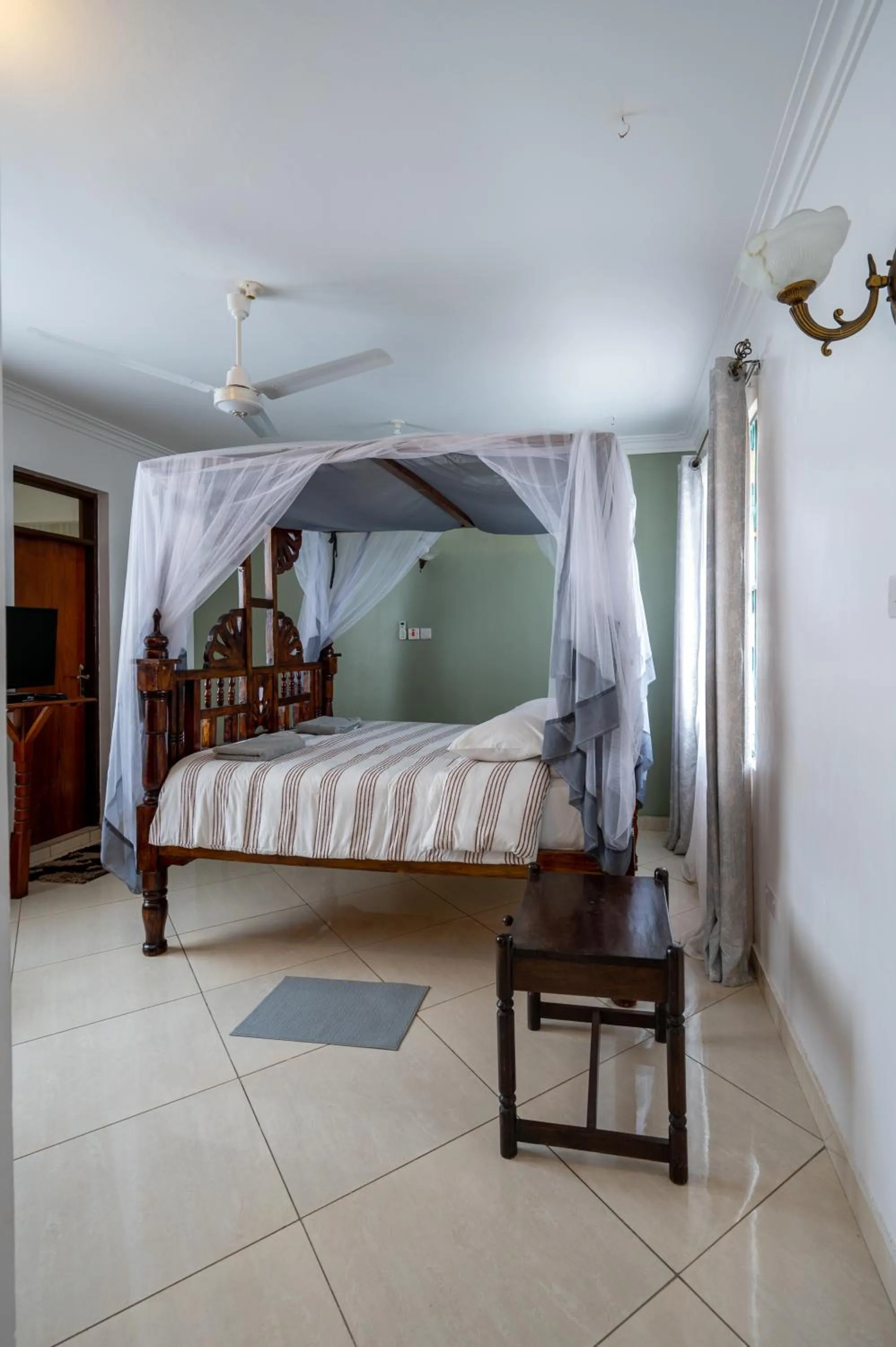 Bedroom, Bed in Nyali Villa