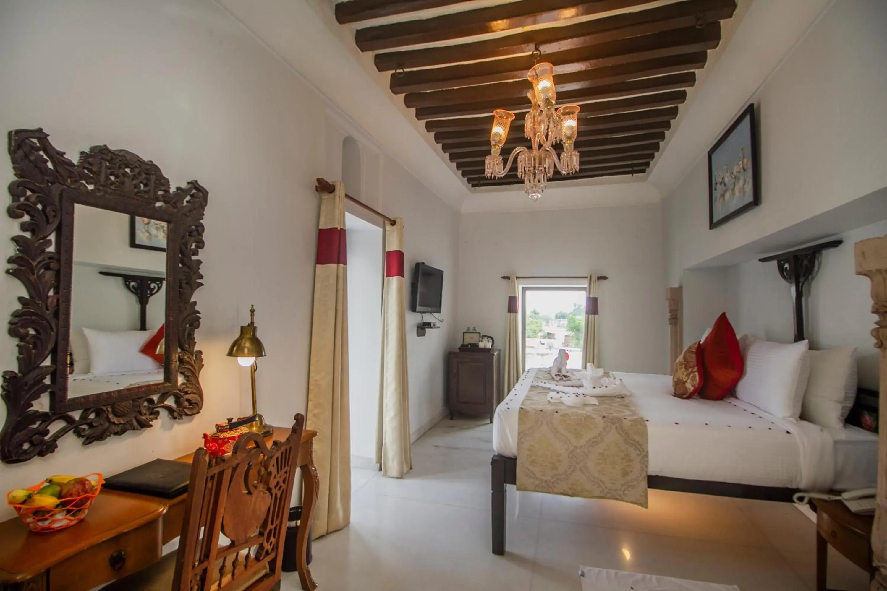 Royal Suite with Terrace - Free Village Walk with Bicycles and Evening Tea-Coffee with Cookies in Amritara Chandra Mahal Haveli, Bharatpur Royal Suite with Terrace - Free Village Walk with Bicycles and Evening Tea-Coffee with Cookies in Amritara Chandra Mahal Haveli, Bharatpur