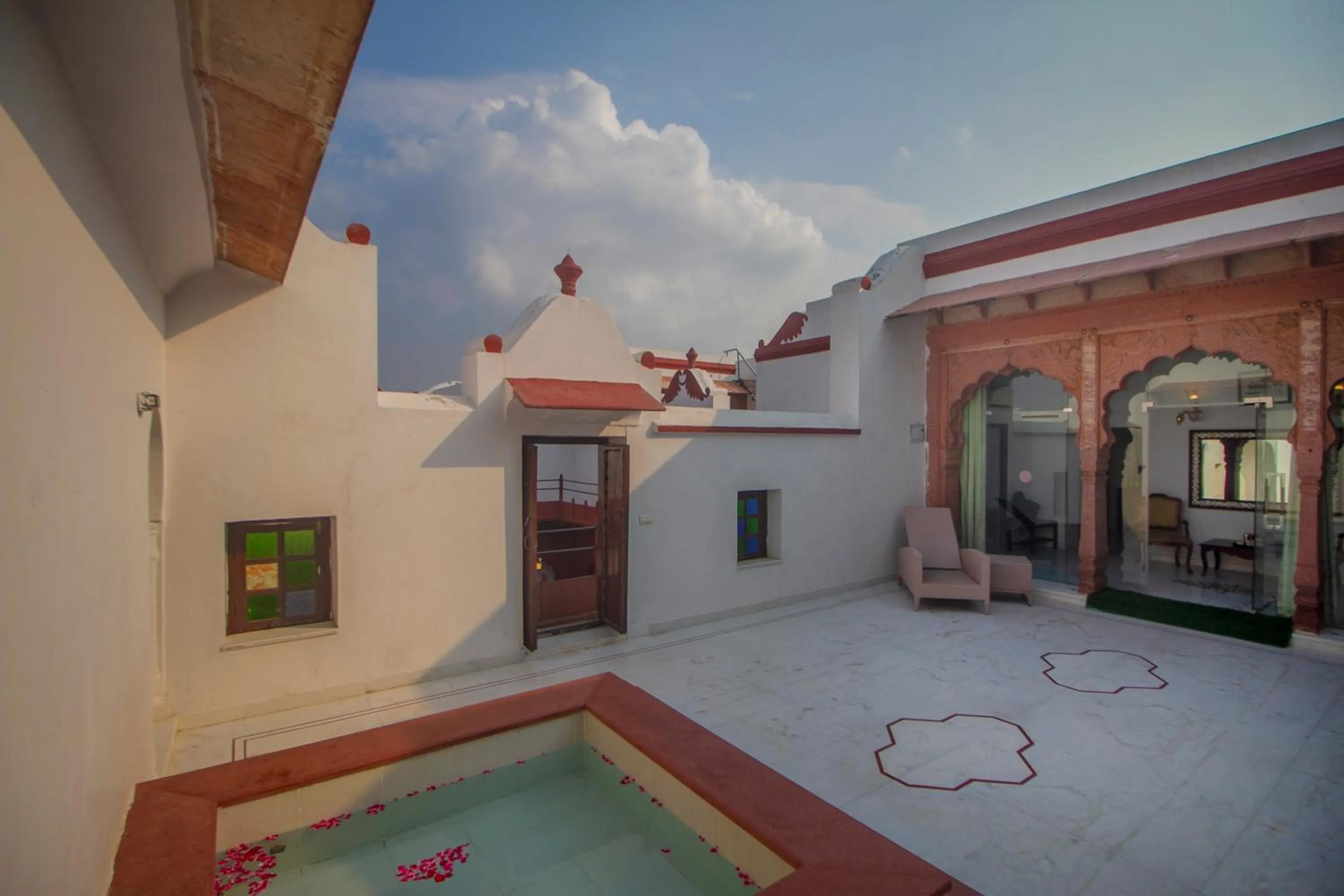 Pool view in Amritara Chandra Mahal Haveli, Bharatpur