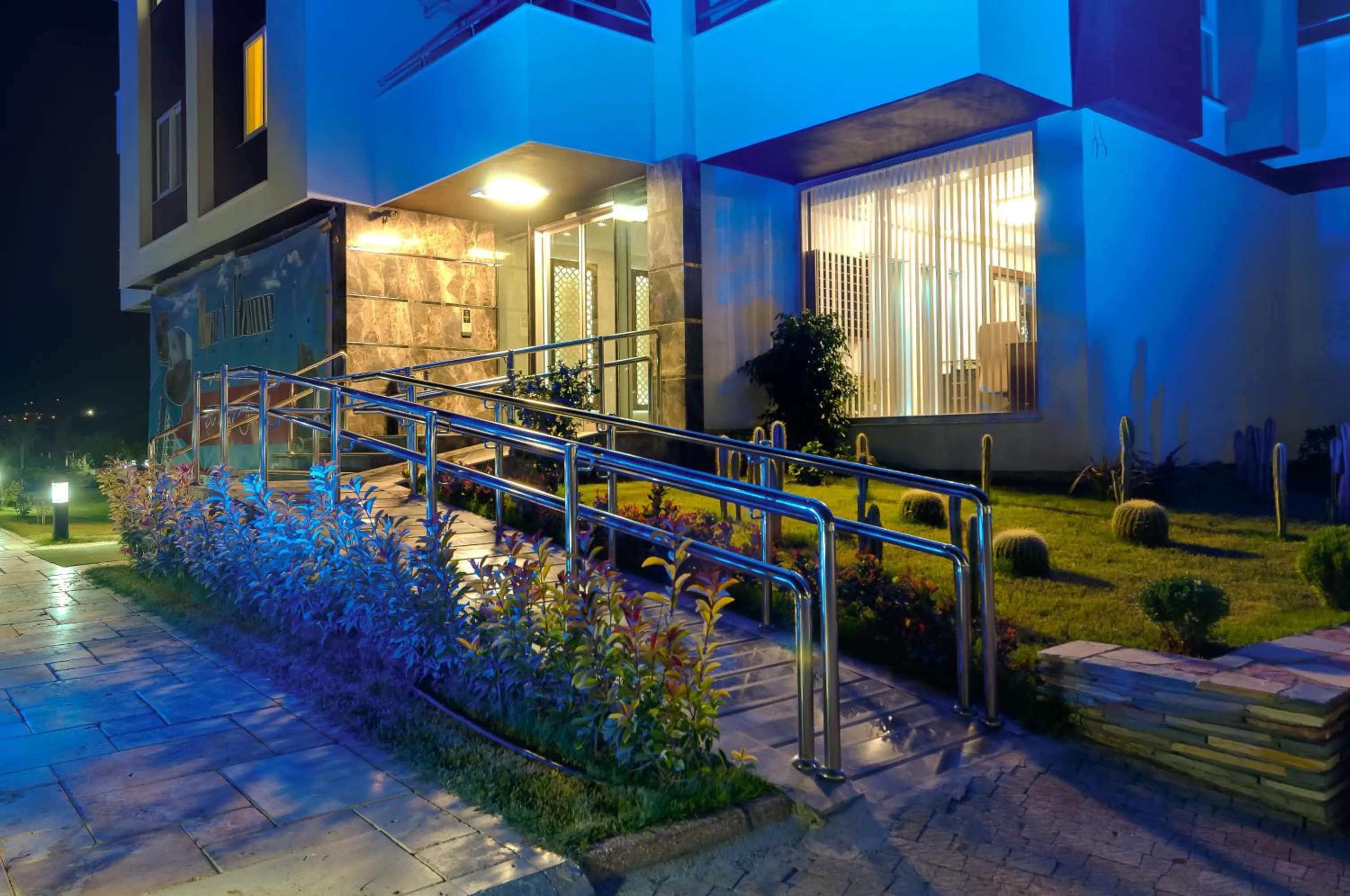 Facade/entrance in Upart Home