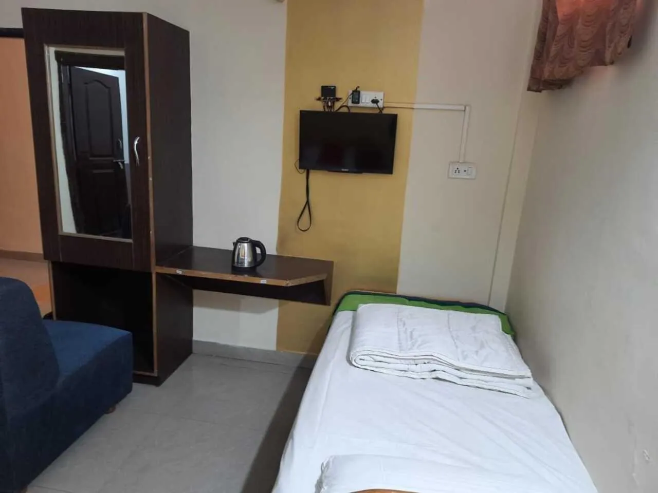 Bedroom, Bed in Abhimaan Residency
