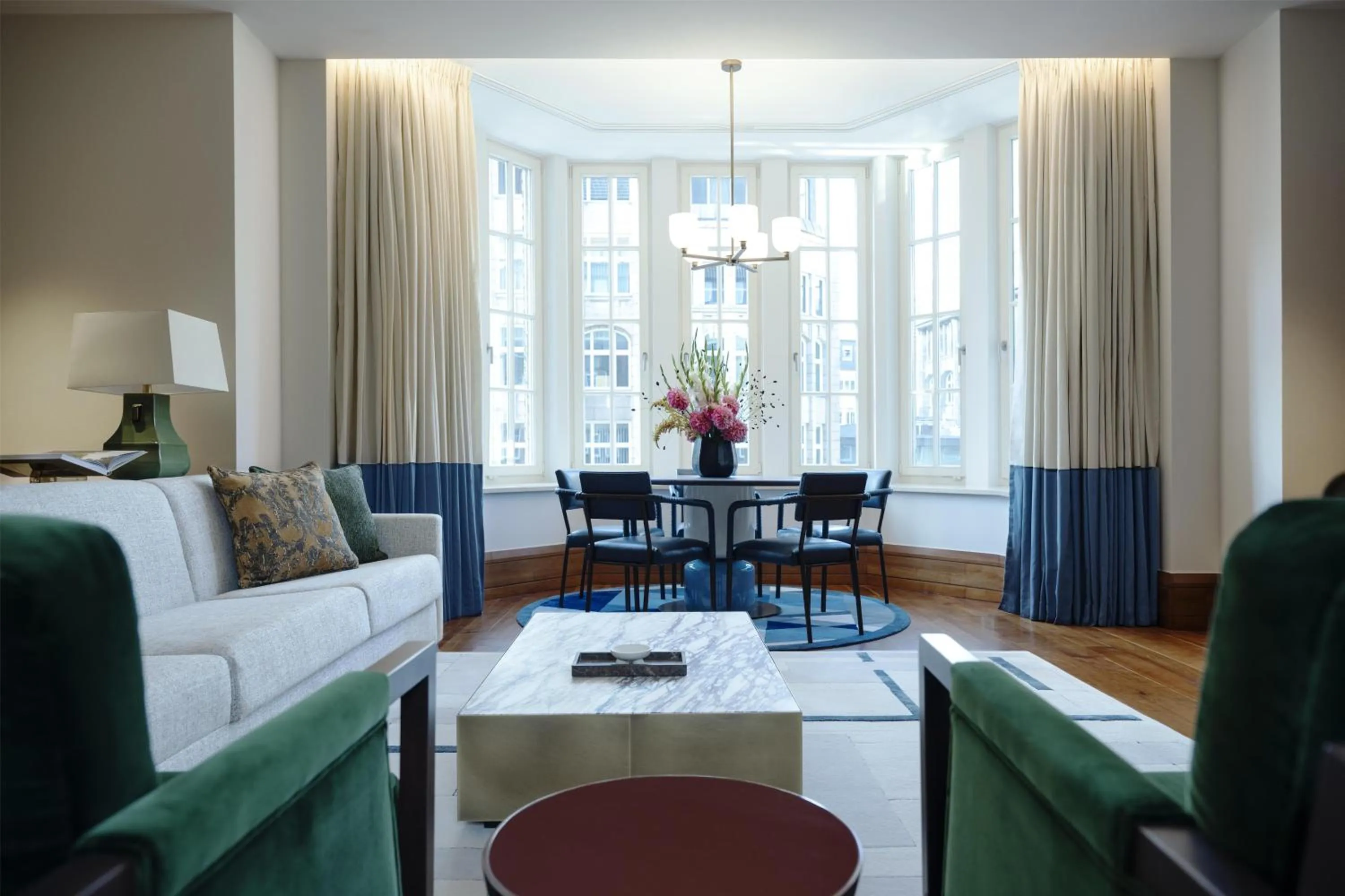 Living room, Bed in Conrad Hamburg