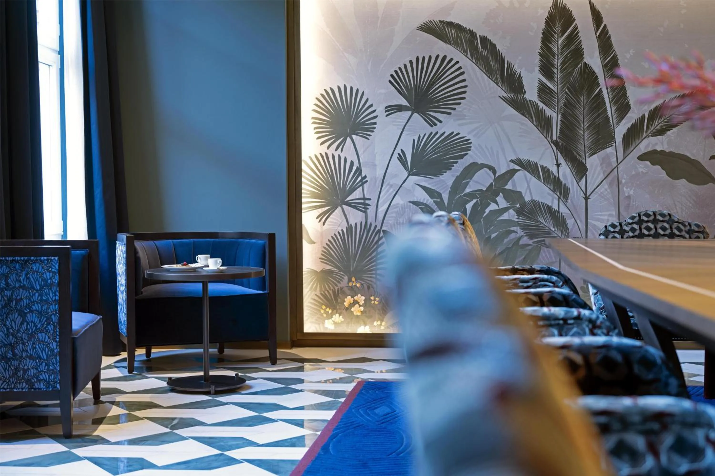 Restaurant/places to eat in Conrad Hamburg