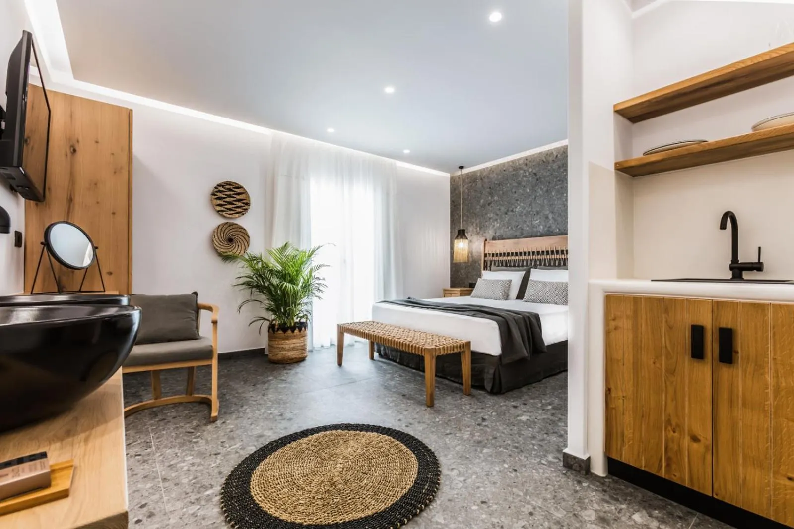 Bed in Naxian Secret