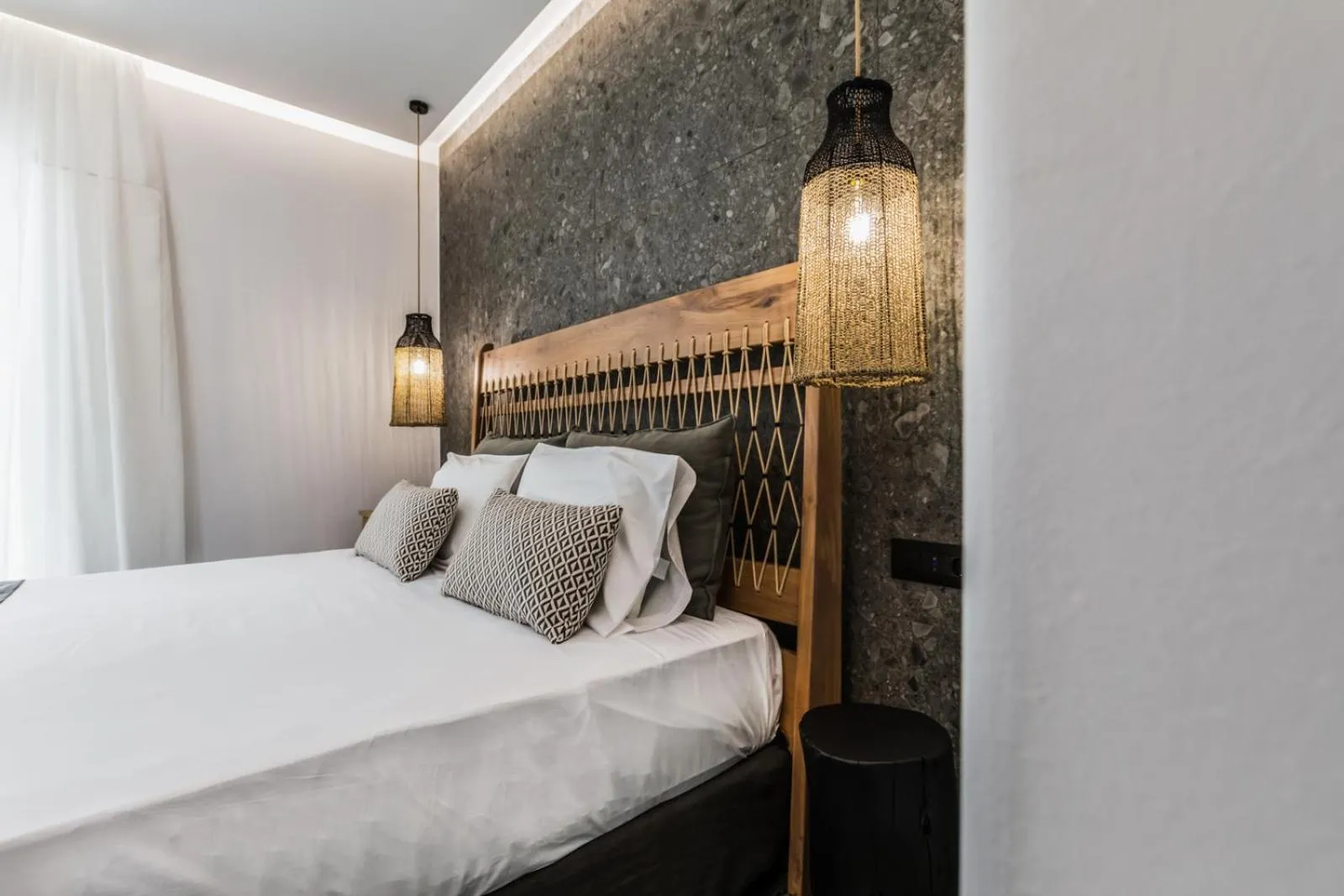 Bed in Naxian Secret