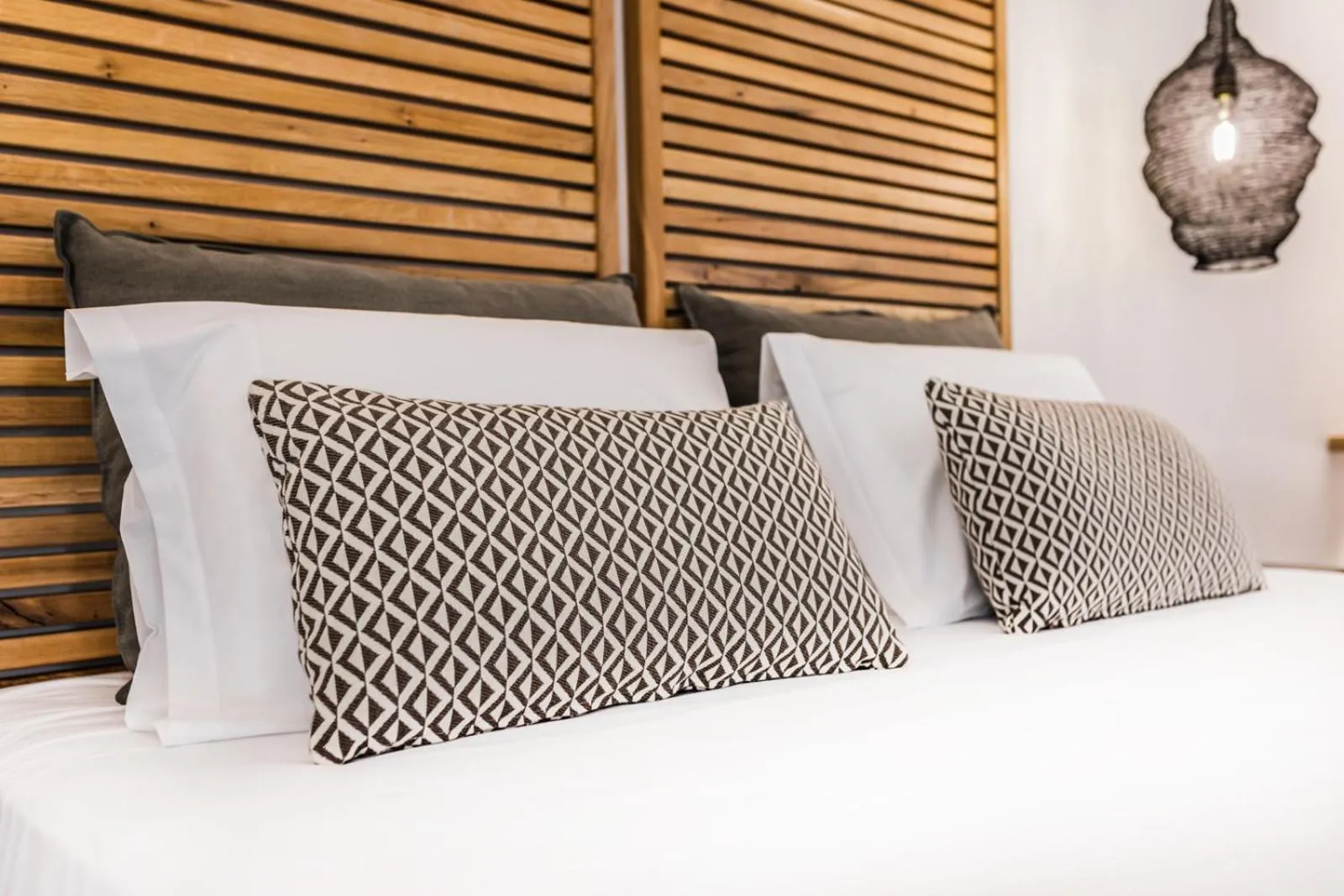 Bed in Naxian Secret