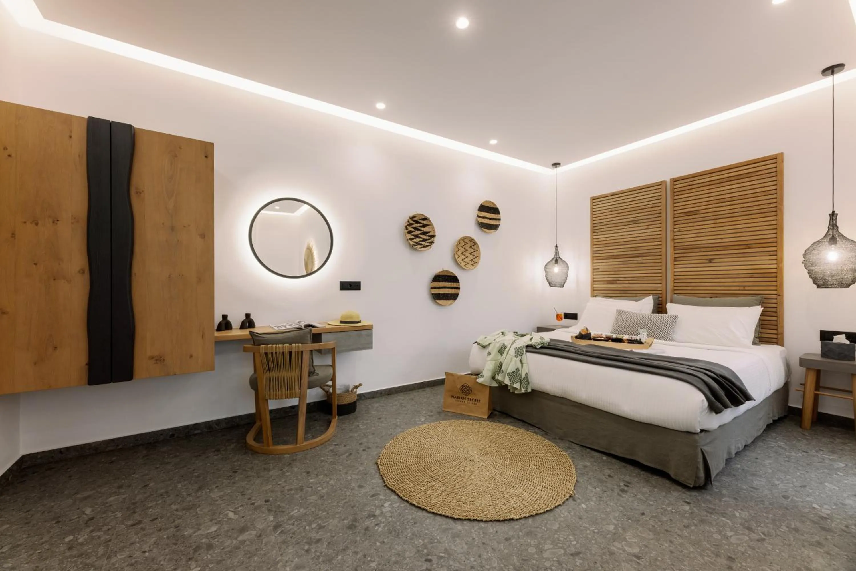 Bed in Naxian Secret