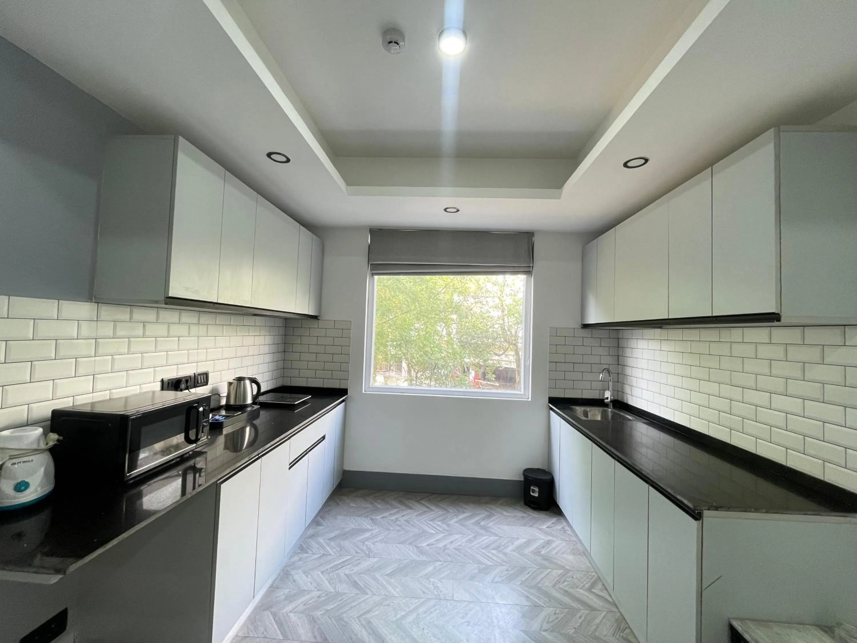 Coffee/tea facilities in BedChambers Serviced Apartments, MG ROAD