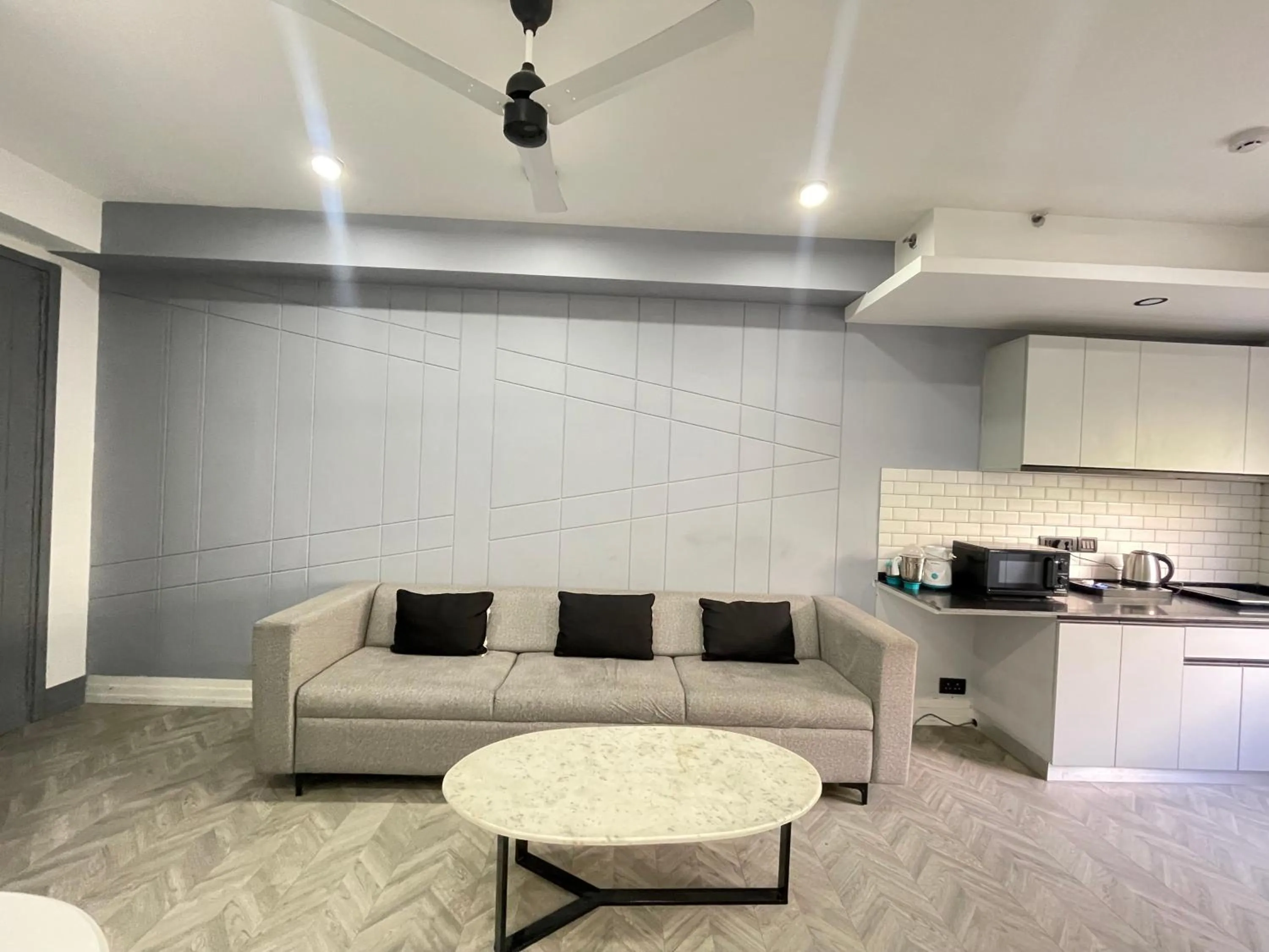 Kitchen or kitchenette in BedChambers Serviced Apartments, MG ROAD