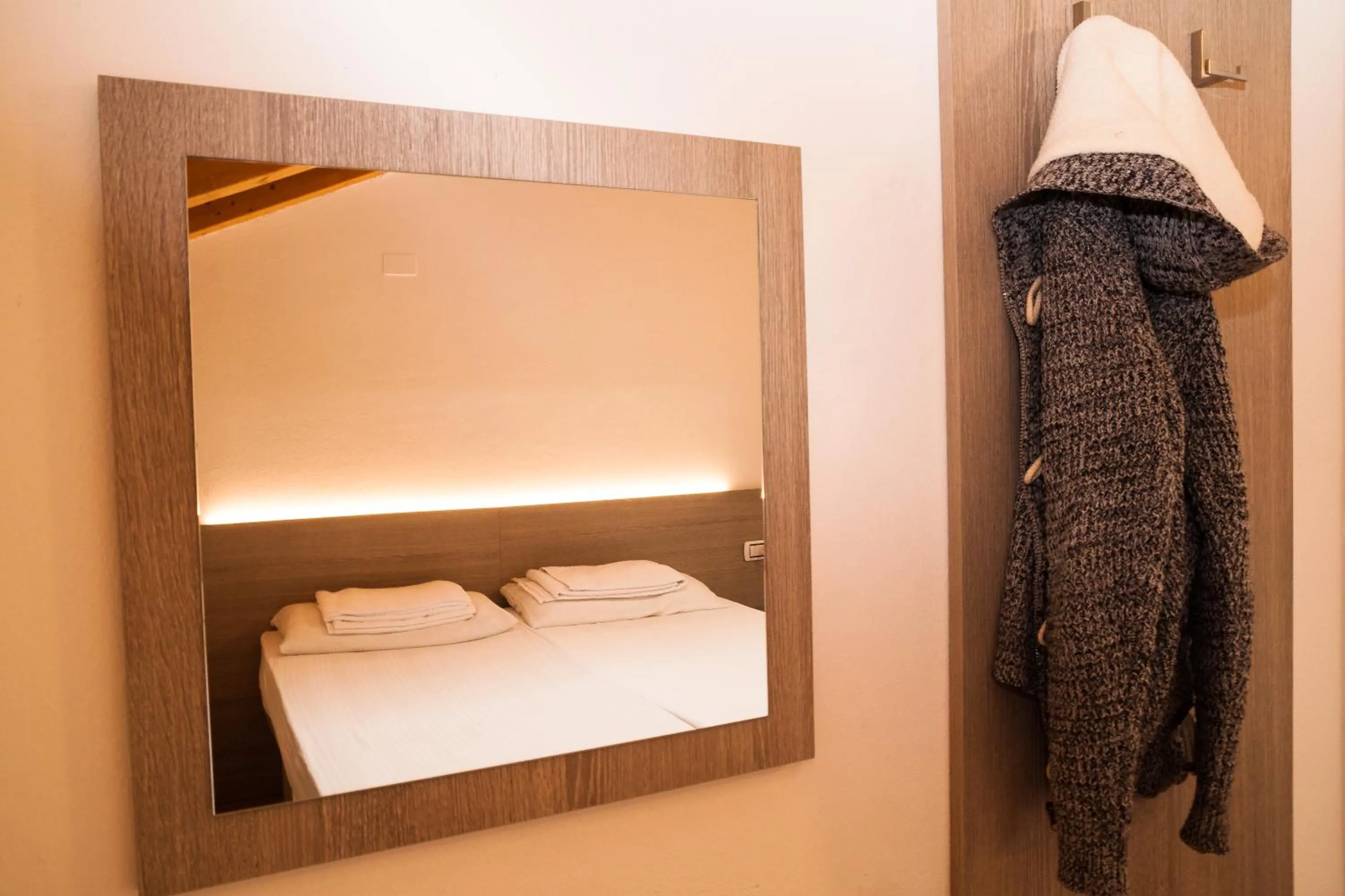 Decorative detail, Bed in Ostello Città di Rovereto