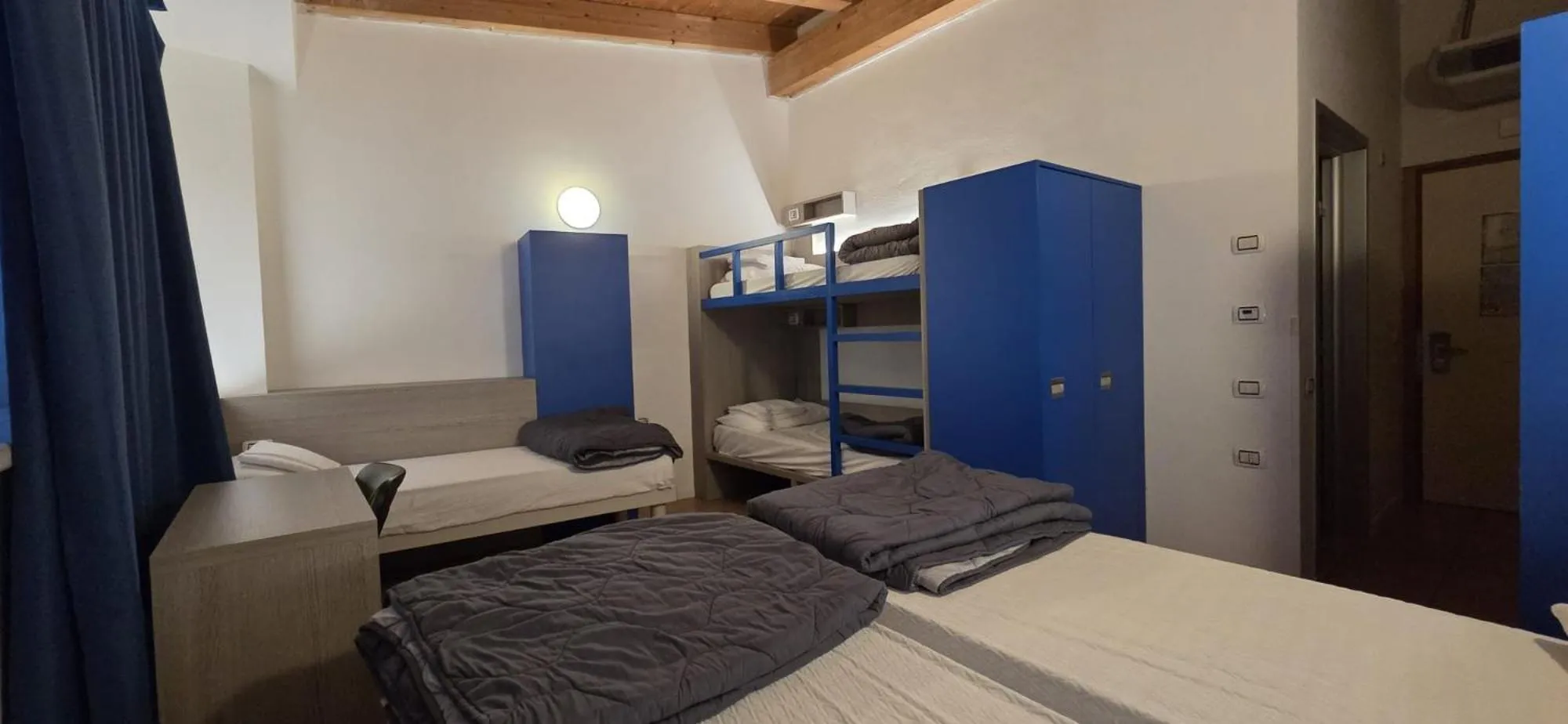 Photo of the whole room, Bed in Ostello Città di Rovereto