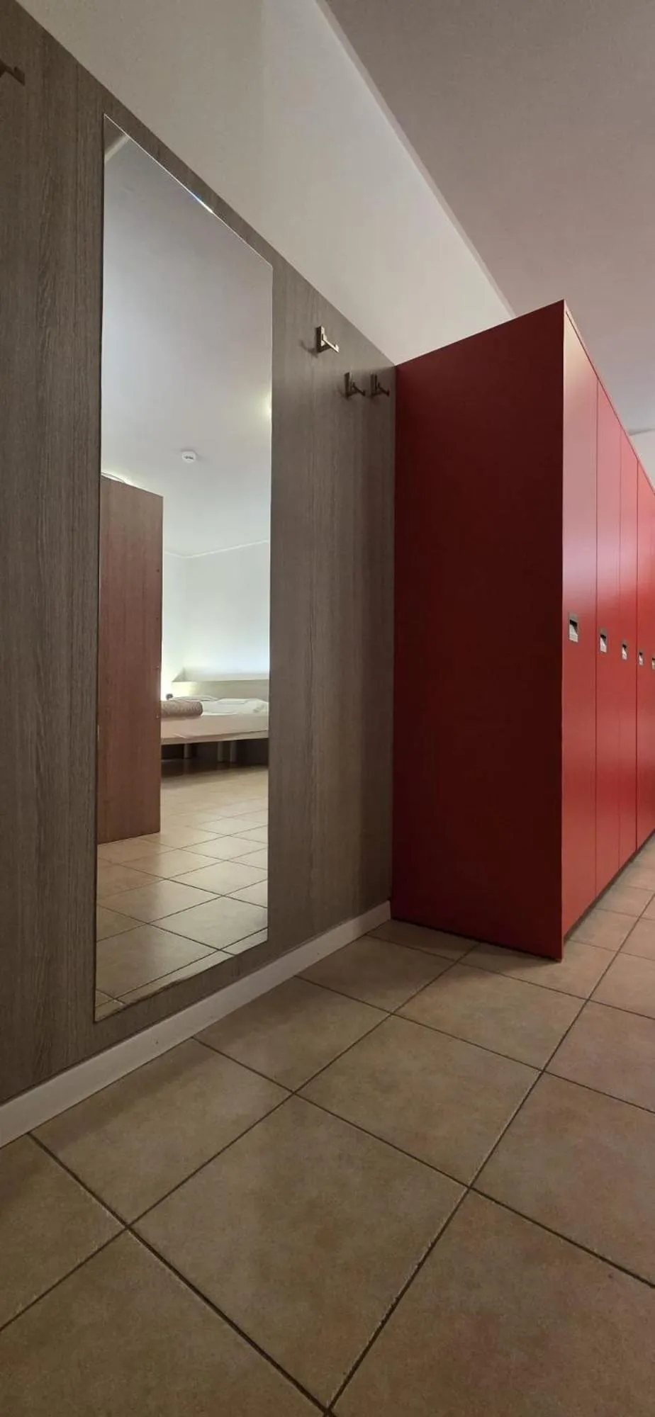 wardrobe in Ostello Città di Rovereto