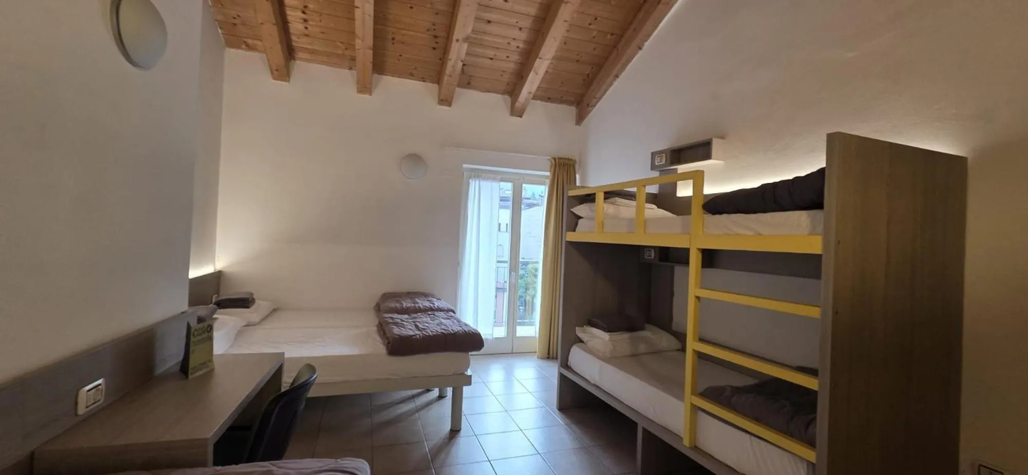 Bedroom, Bed in Ostello Città di Rovereto