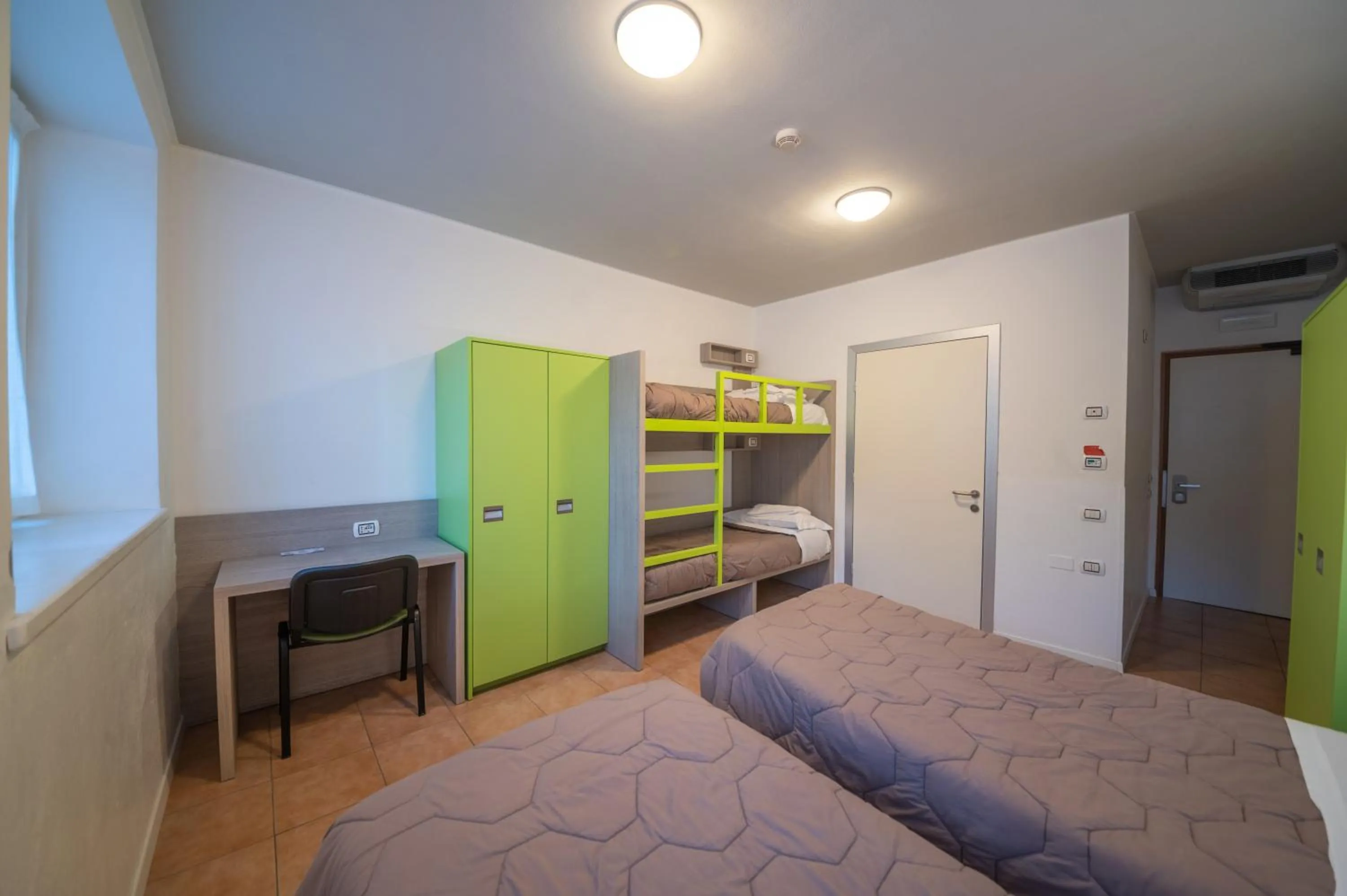 Bedroom, Bed in Ostello Città di Rovereto