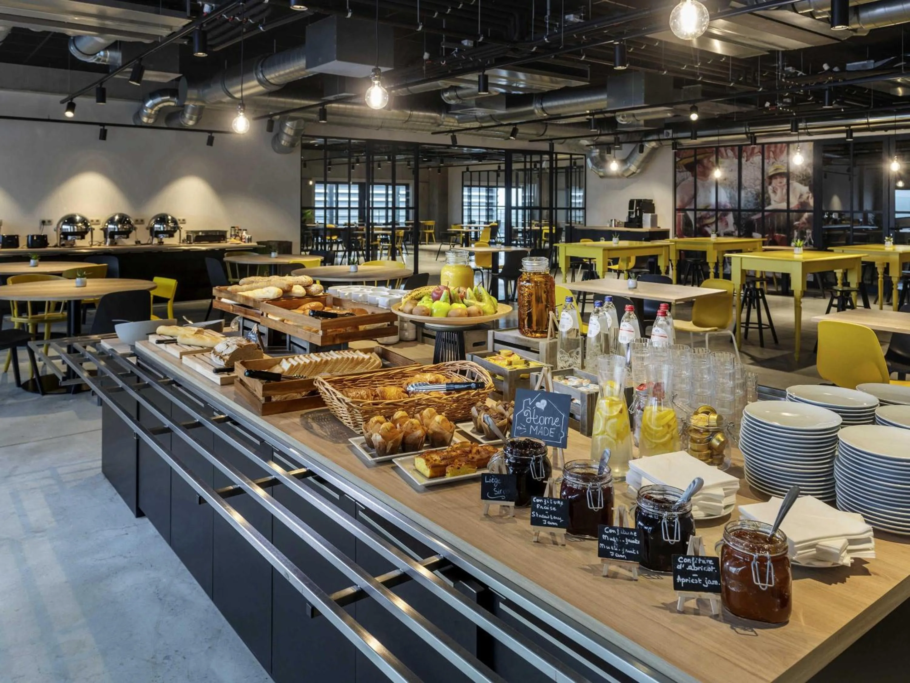 Breakfast in ibis Styles Namur