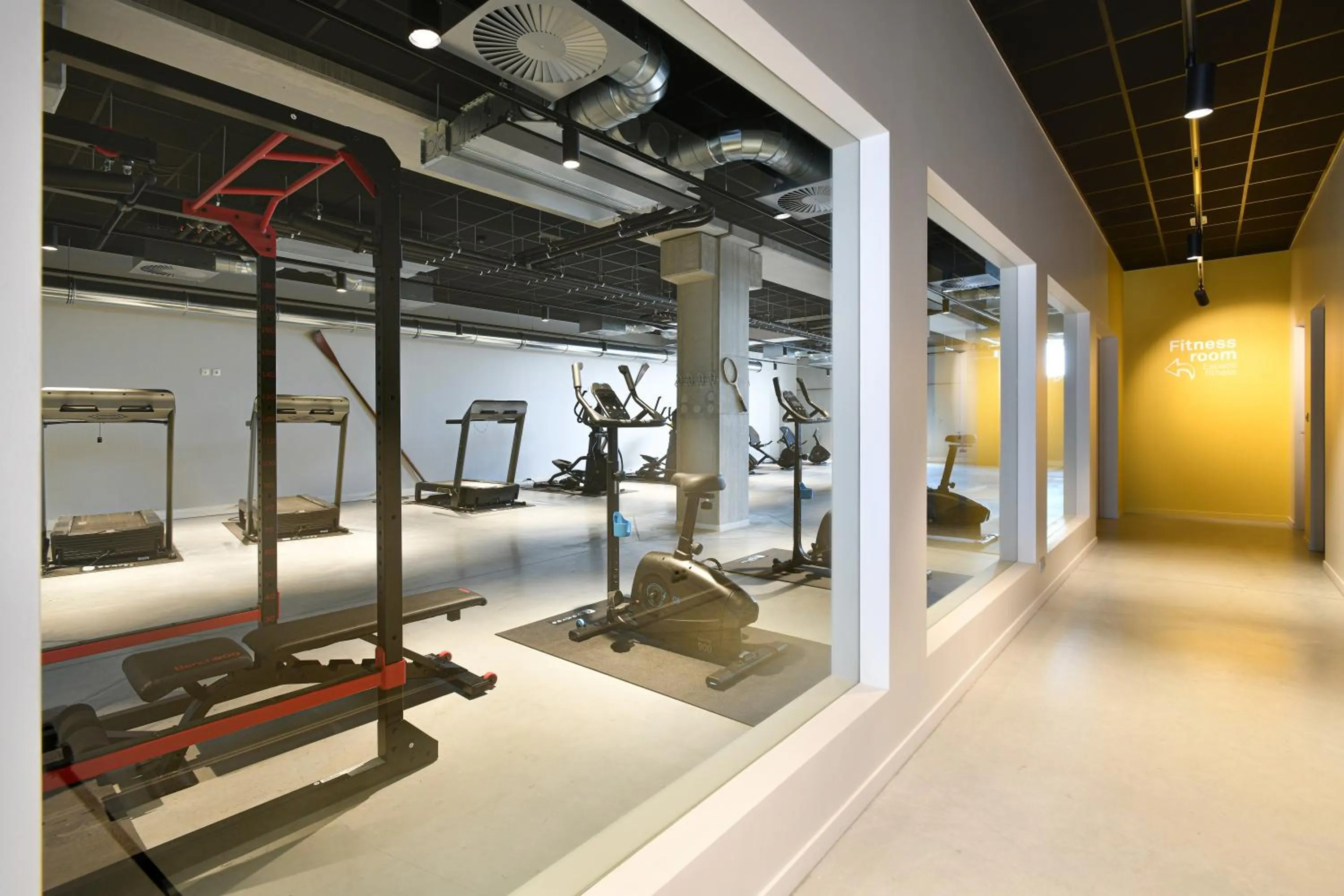 Fitness centre/facilities in ibis Styles Namur