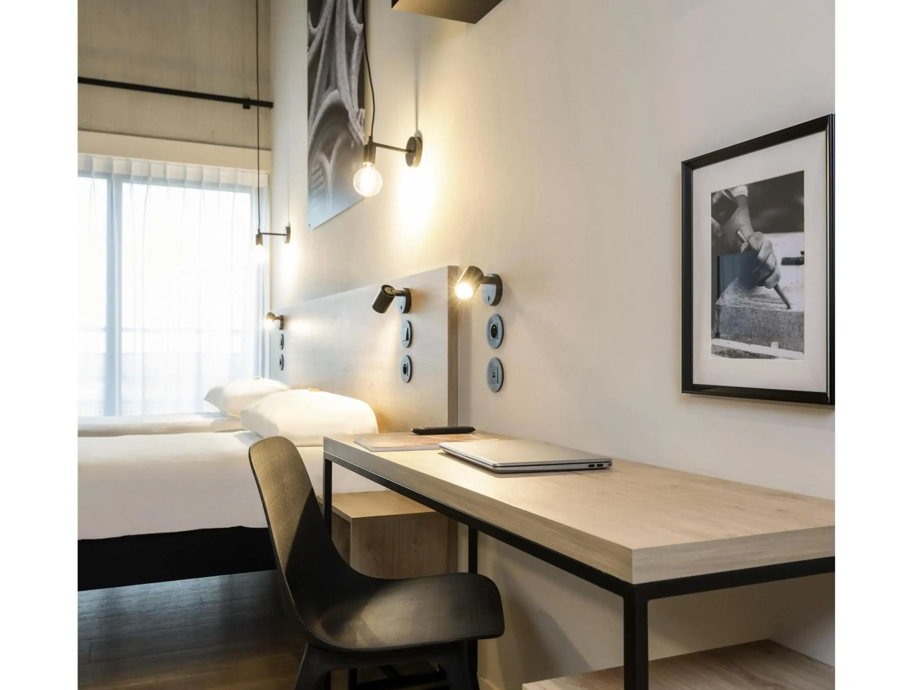 Bedroom in ibis Styles Namur Bedroom in ibis Styles Namur