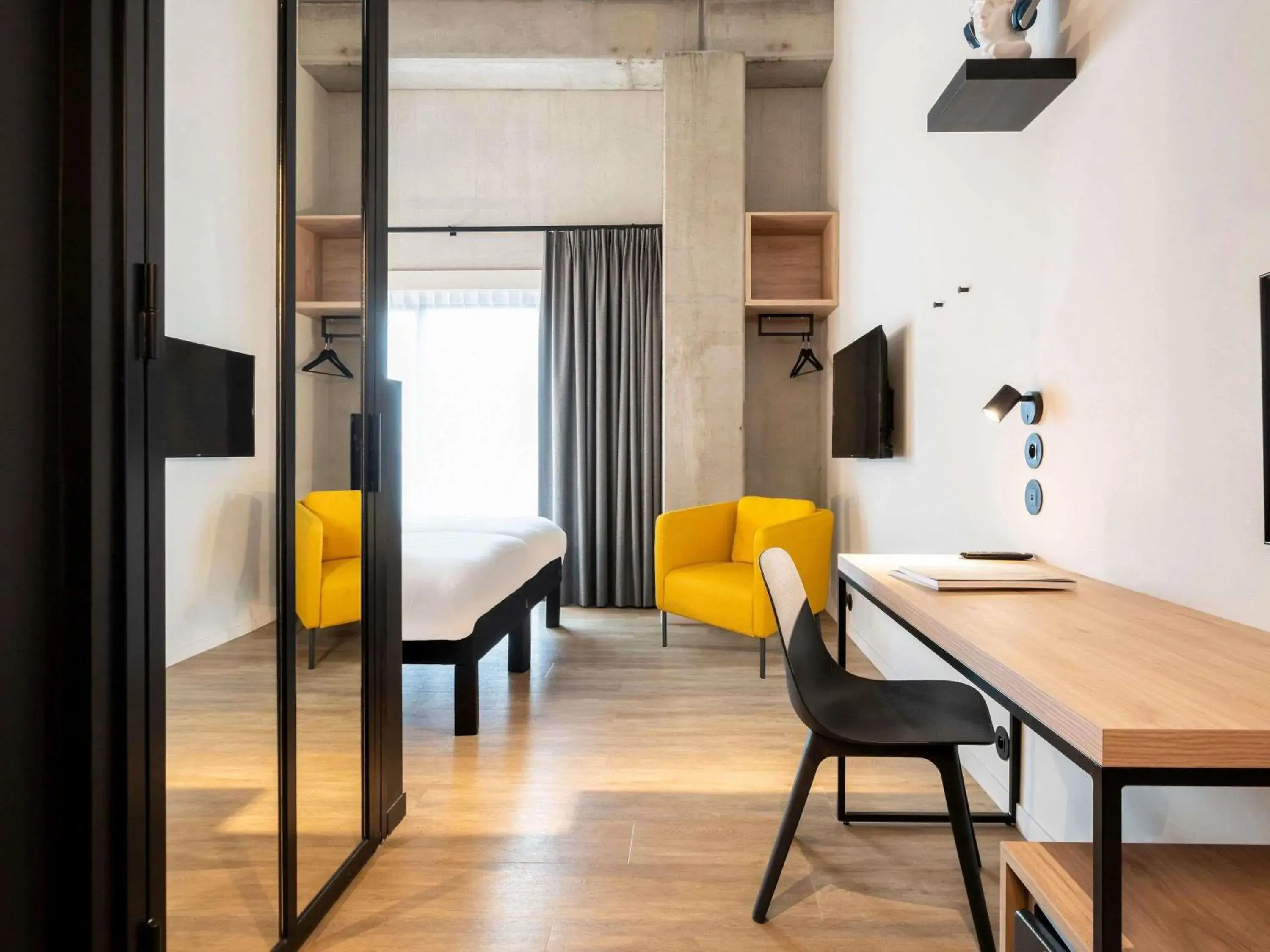 Bedroom in ibis Styles Namur Bedroom in ibis Styles Namur