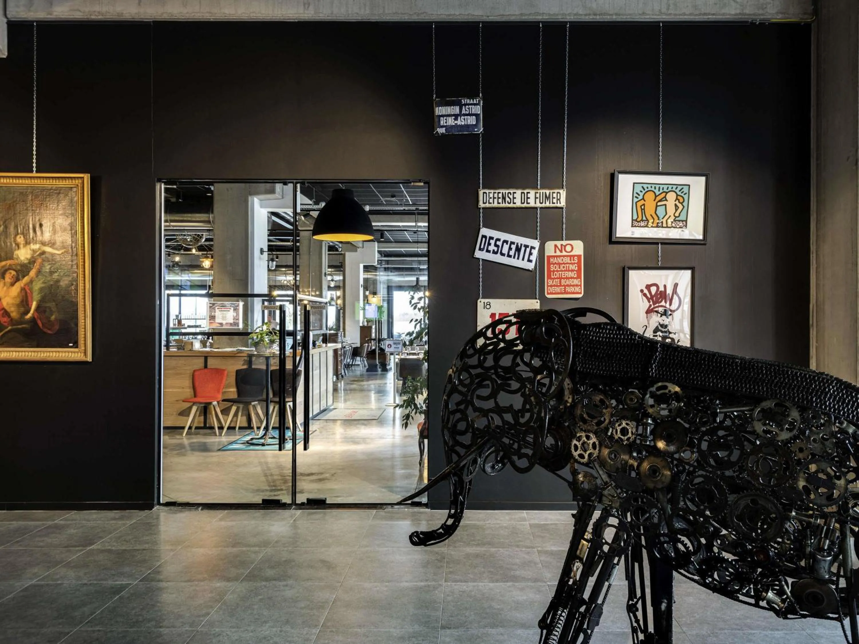 Restaurant/places to eat in ibis Styles Namur