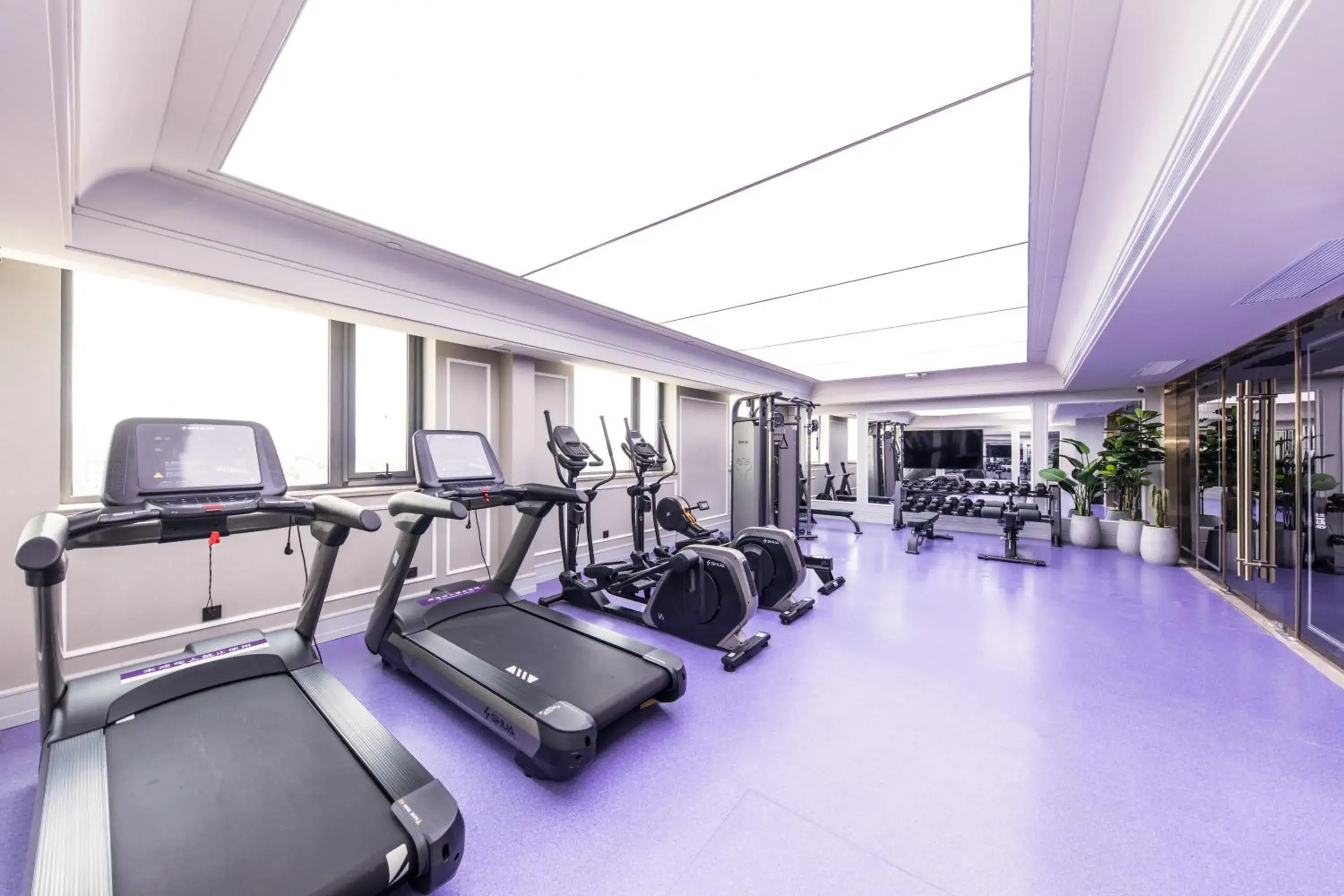 Fitness centre/facilities in Mercure Xian City Centre Fitness centre/facilities in Mercure Xian City Centre