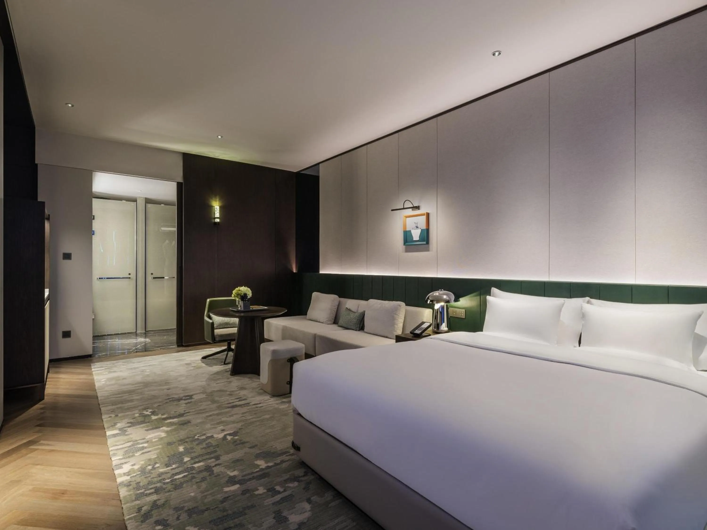 Bedroom, Bed in Novotel Xian Xixian