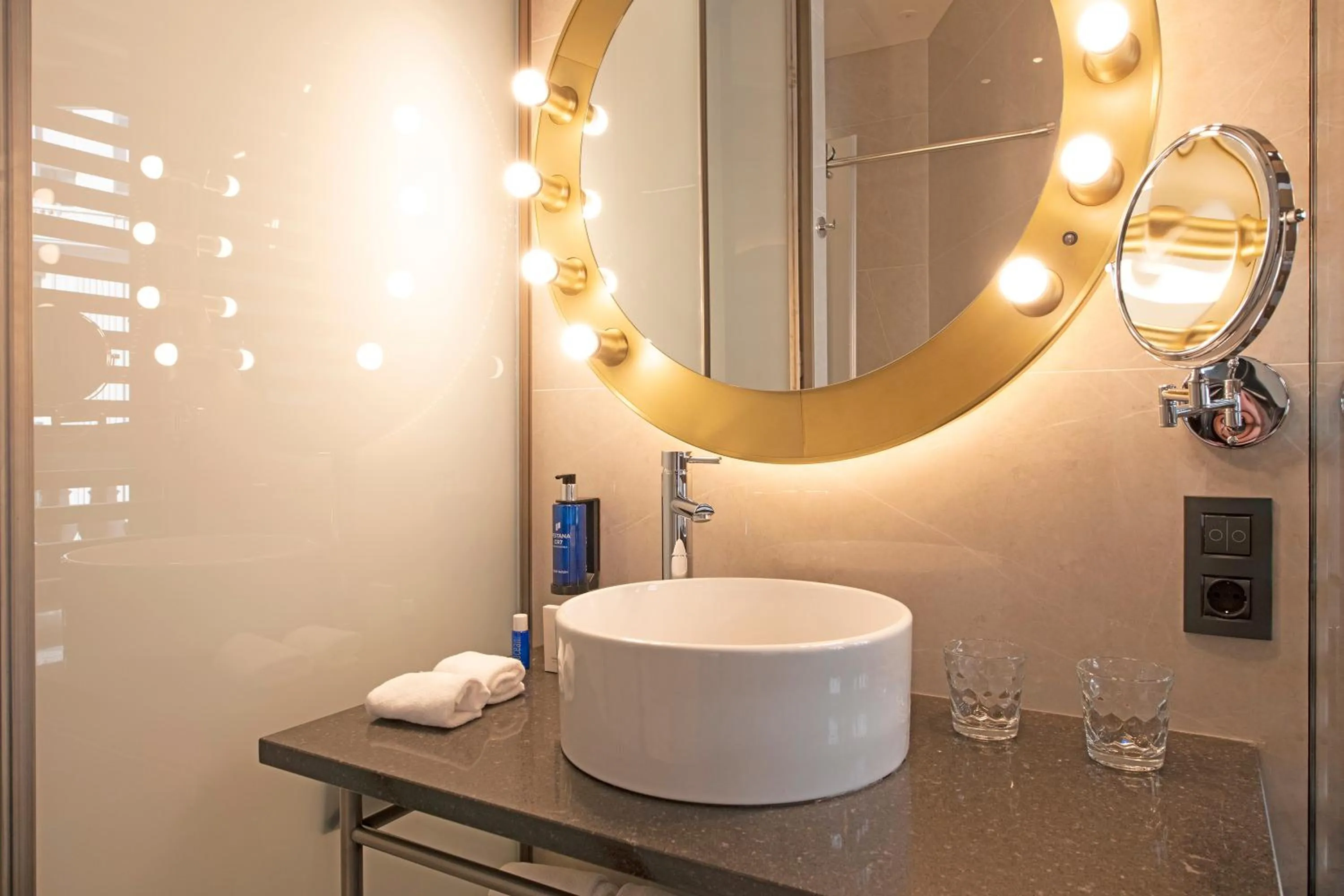 Bathroom in Pestana CR7 Gran Vía Madrid