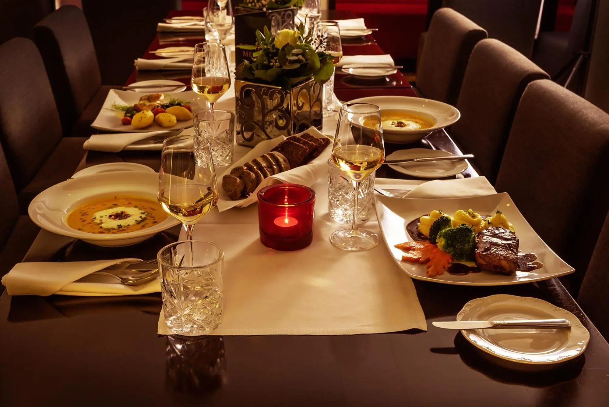 Dinner in Hotel Reckord