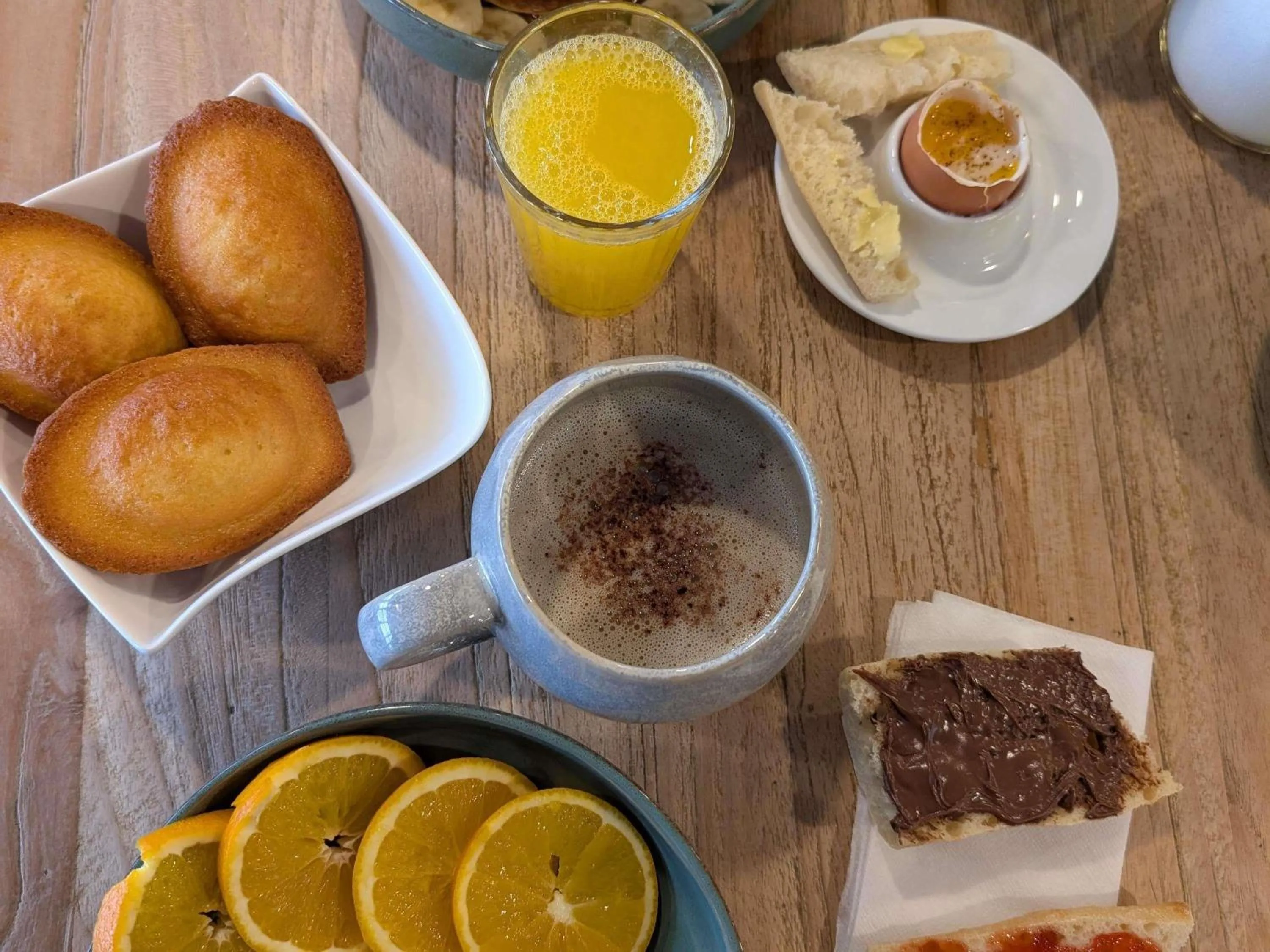 Breakfast in ibis Styles Contres-Cheverny