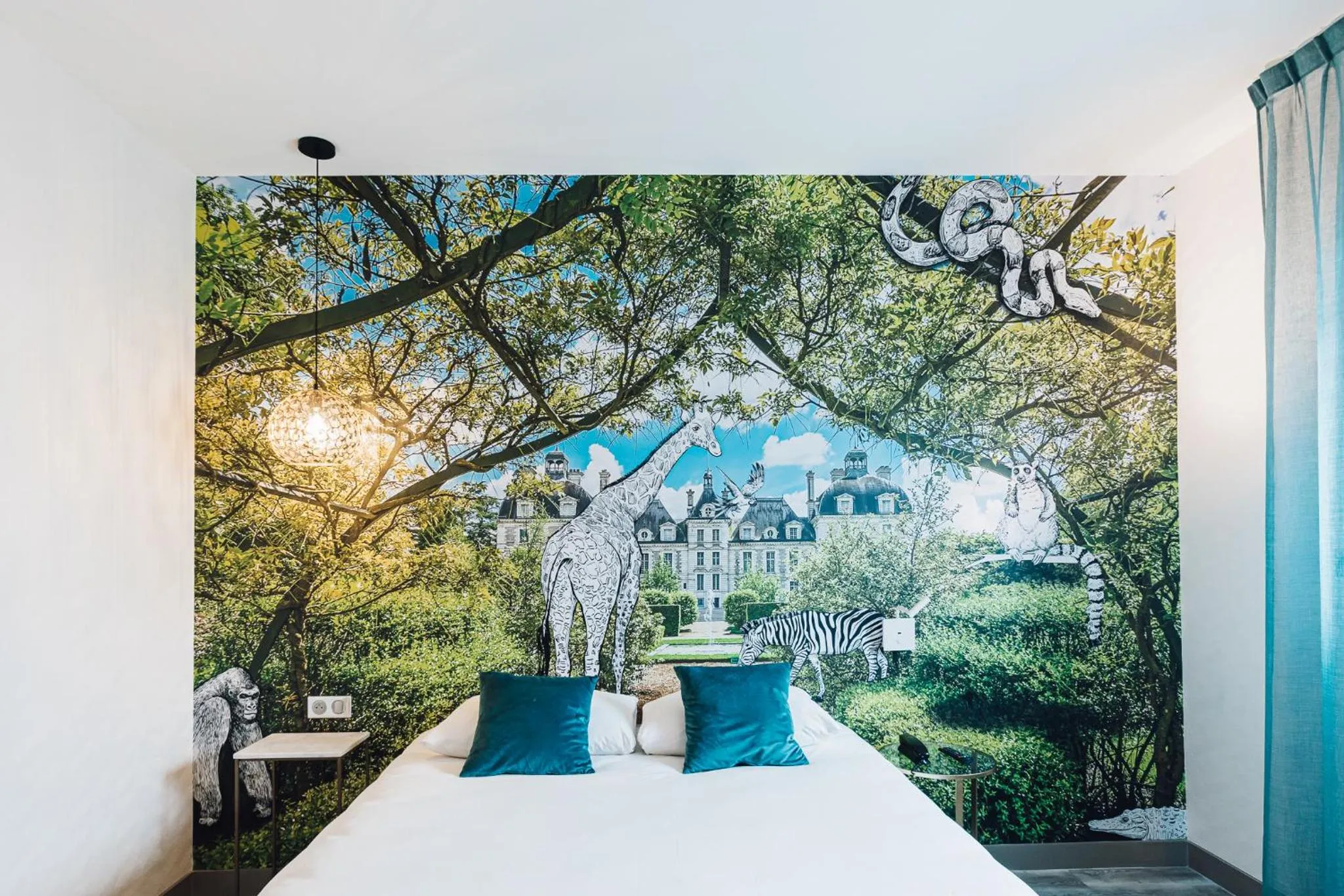 Bedroom in ibis Styles Contres-Cheverny