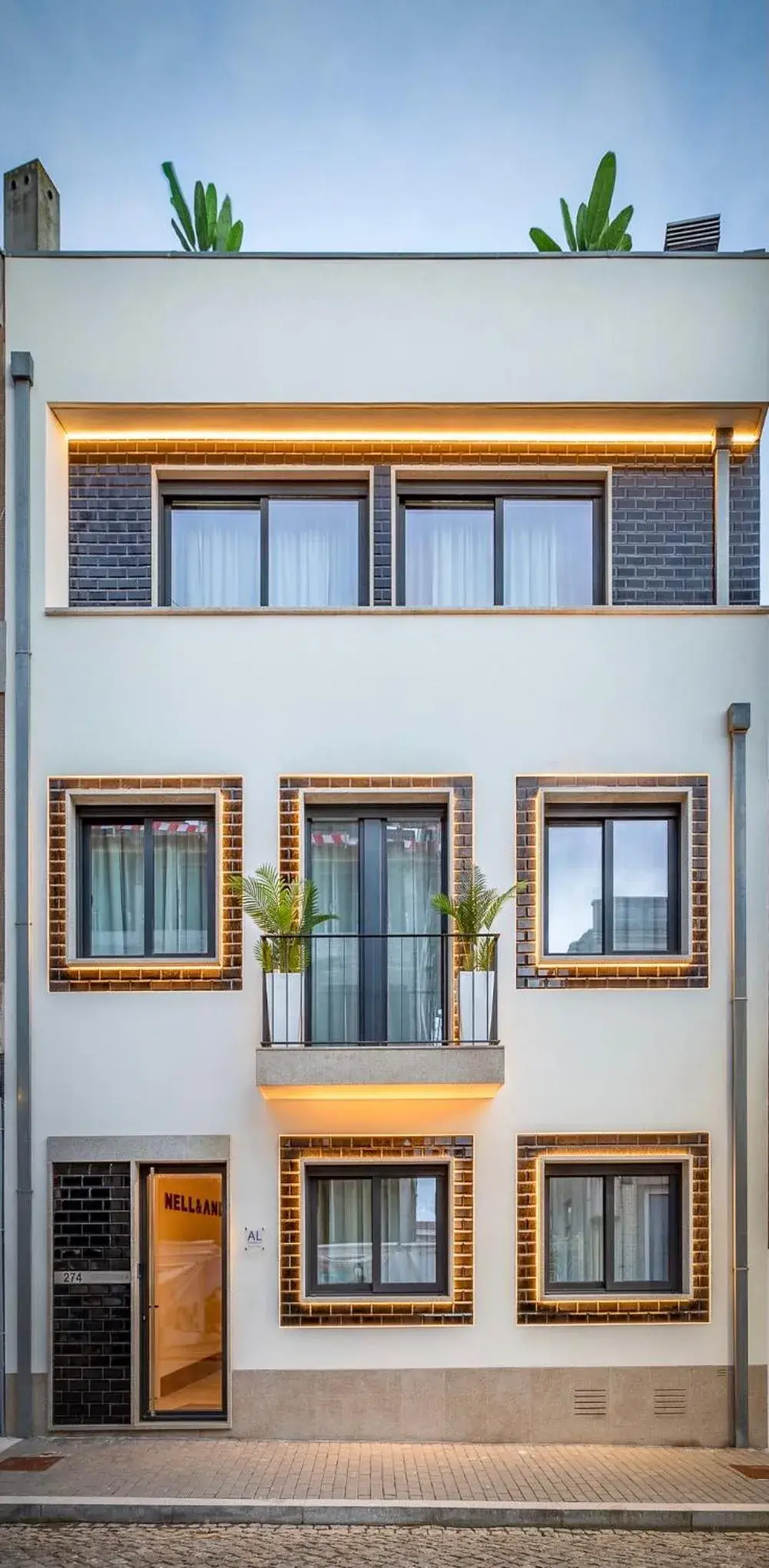Nell&And&Jess Nell&And&Jess