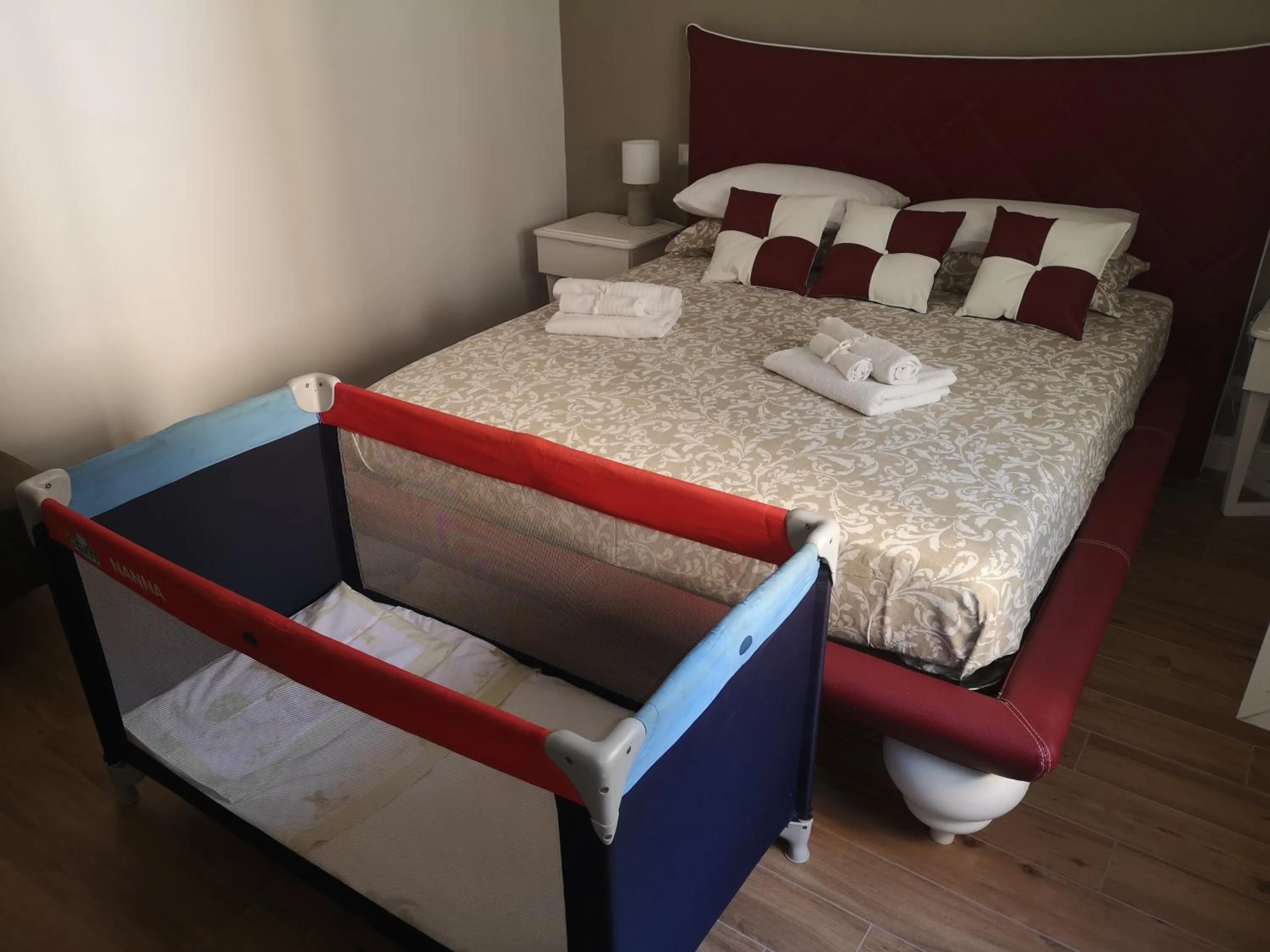 cot, Bed in Belvedere 75