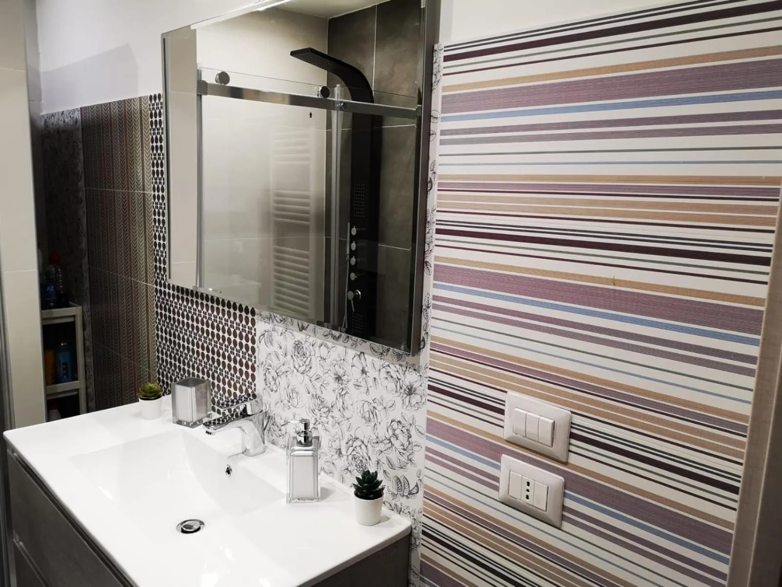 Bathroom in Belvedere 75