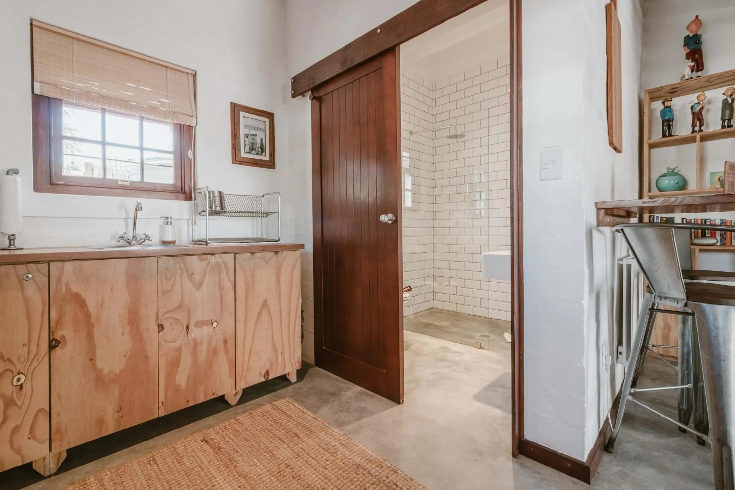 Kitchen or kitchenette in Gonana Guesthouse