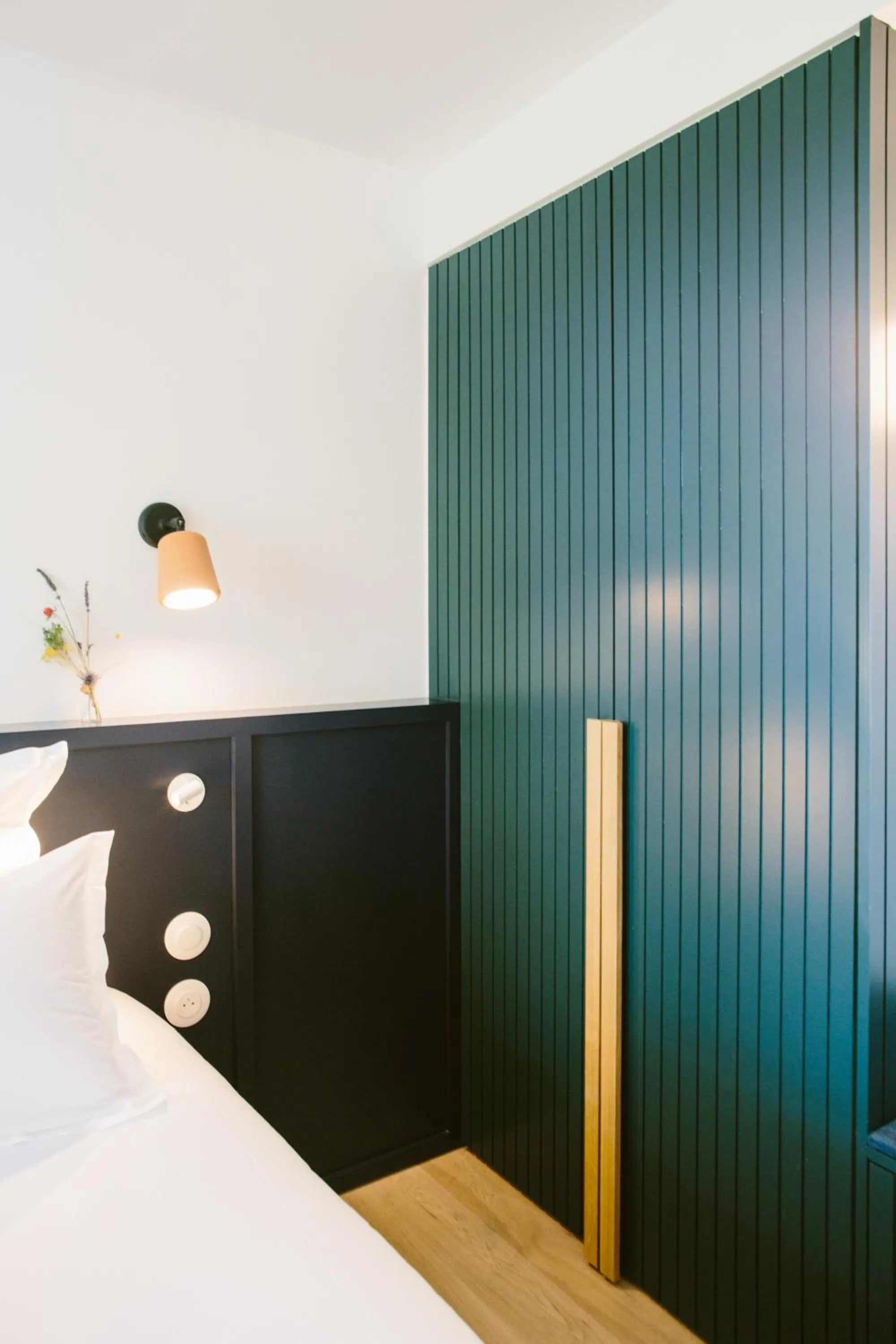 Bedroom in 70 Hectares... et l'Océan